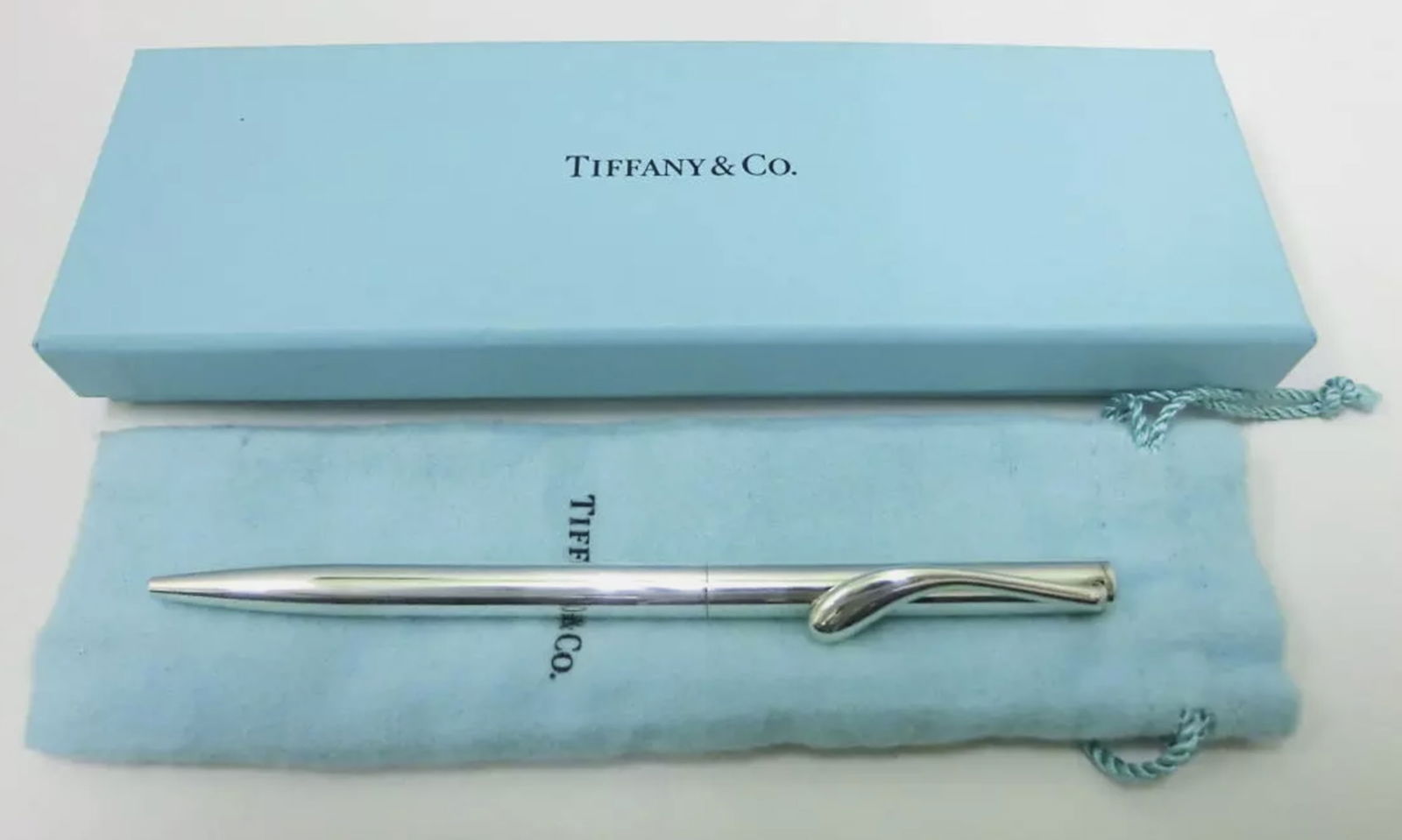 Tiffany & Co. Elsa Peretti Teardrop Ballpoint Pen With Box and Pouch (1 of 3)