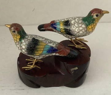 Chinese Cloisonne Enamel Bird figurine Pair With Wooden Base: Chinese Cloisonne Enamel Bird figurine Pair With Wooden Base.. they measure approx 2.5 inches long