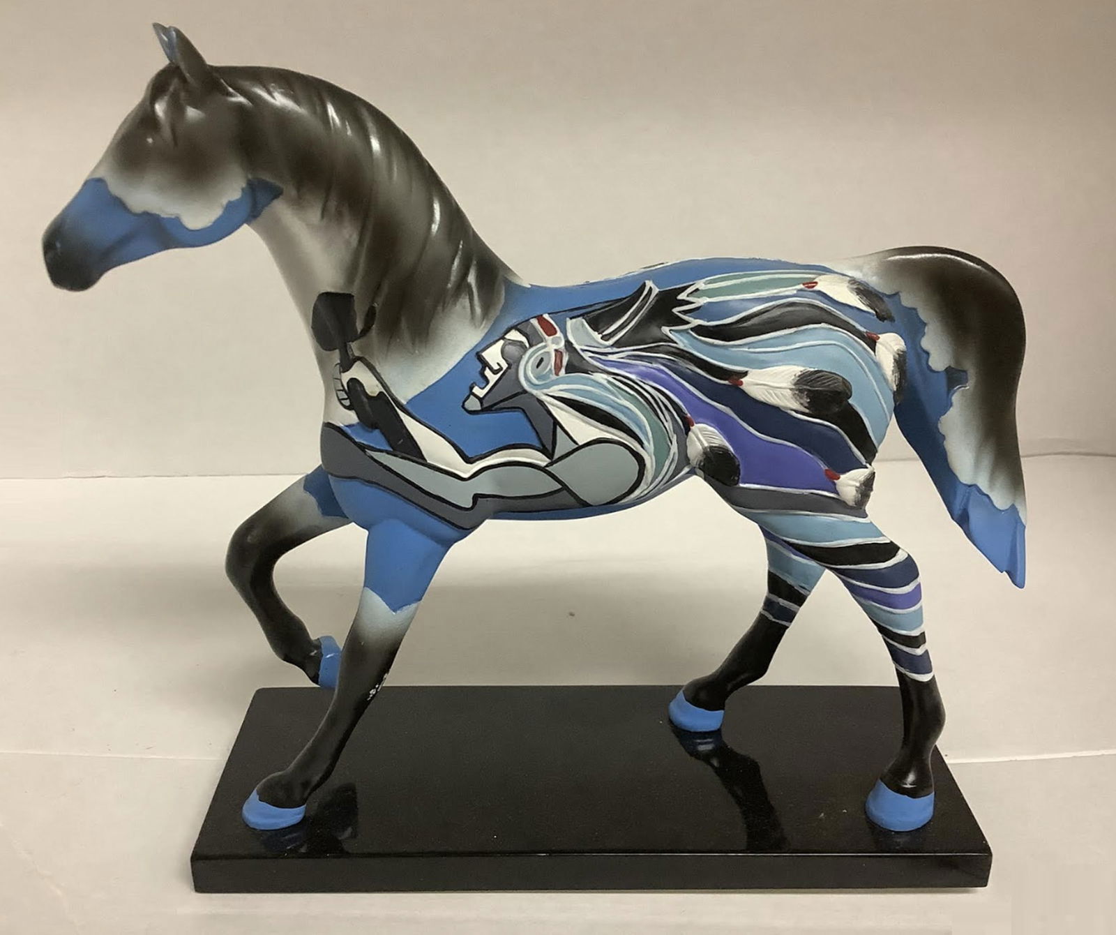 The Trail of Painted Ponies Figurine Wth Tag: The Trail of Painted Ponies Figurine With Tag Measures approx 7 x 7 inches