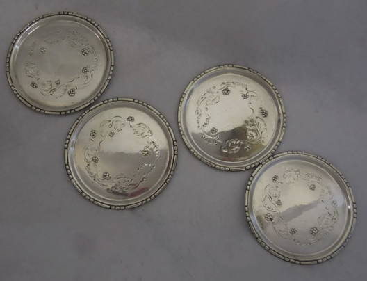 Beer Trays & Bar Accessories