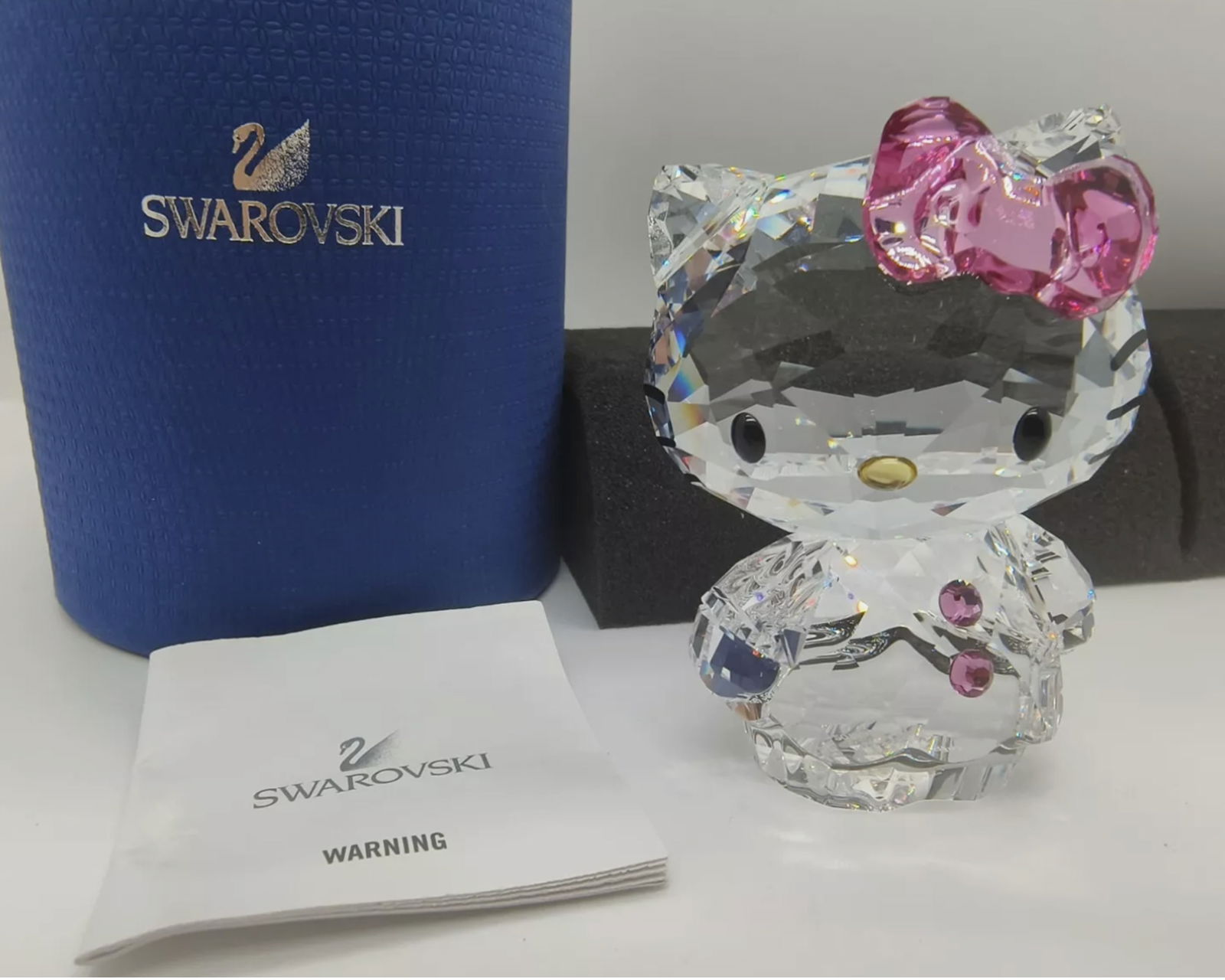Swarovski Signed SANRIO Hello Kitty Figurine Statuette With Box: Swarovski Signed SANRIO Hello Kitty Figurine Statuette With Box
