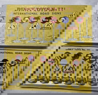 Dinky Toys #771 (12) International Road Signs Excellent in Box: Dinky Toys #771 (12) International Road Signs Excellent in Box. Made in England Dinky Toys #771 (12) International Road Signs are a perfect addition to any vintage diecast collection. These multi-colo