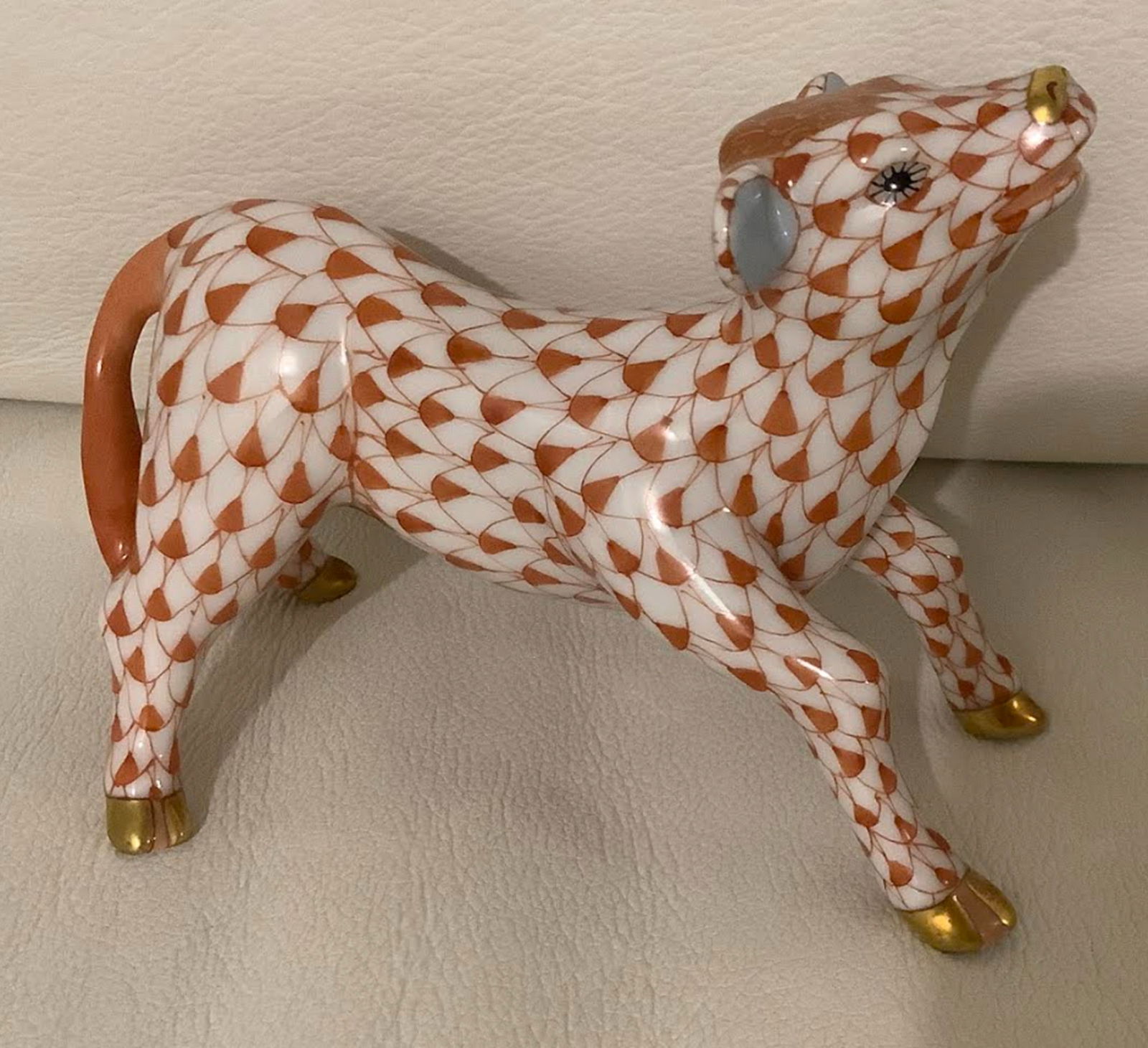 Herend Signed Porcelain Rust Fishnet Calf Figurine With 24k Gold Accents  Made in Hungary (1 of 7)