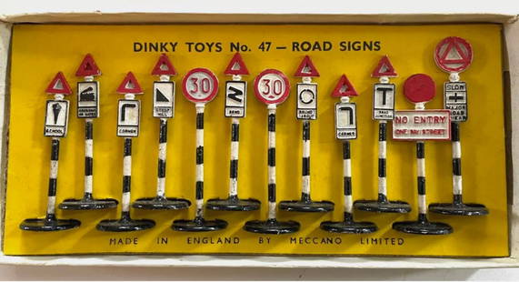 Dinky Toys #47 Road Signs Dealers Trade Box Set. Made in England by Meccano.: Dinky Toys #47 Road Signs Dealers Trade Box Set. Made in England by Meccano.