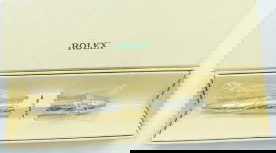 Rolex Ballpoint Pen diamond Pattern Gift Set With Box: Rolex Ballpoint Pen diamond Pattern Gift Set With Box. This exquisite ballpoint pen is a must-have for any collector of fine writing instruments. The pen features a stunning diamond pattern and sleek