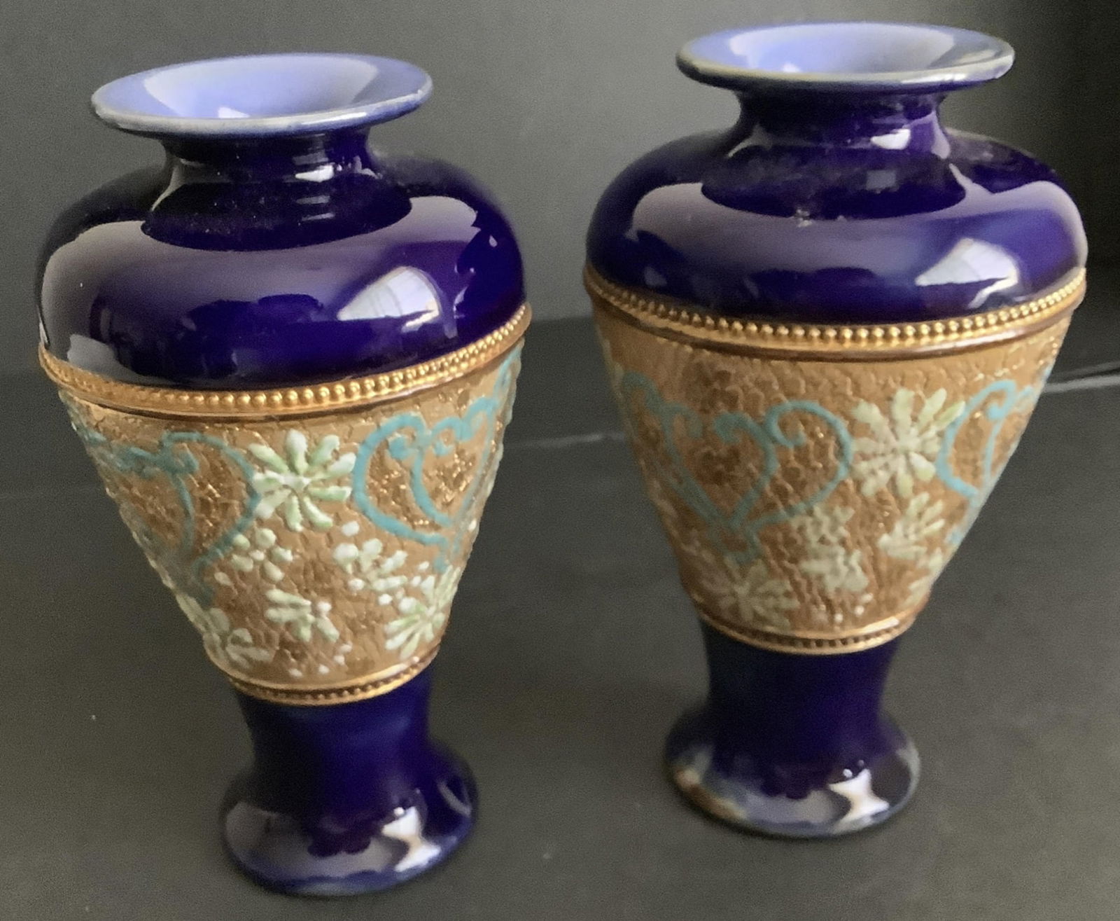 Pair of Royal doulton pattern marked Vase (1 of 6)