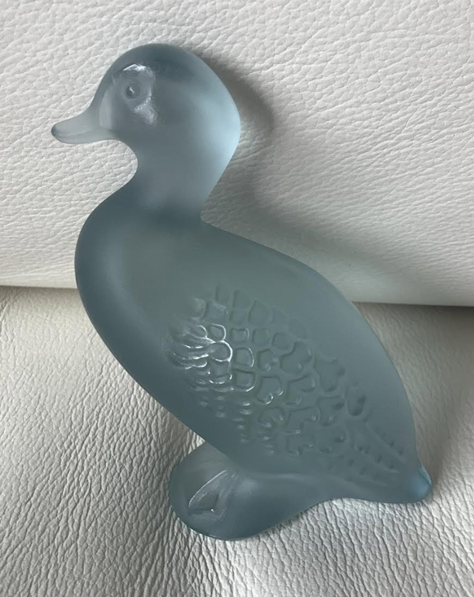 Lalique Signed Large Canard Gambadant blue crystal duck: Lalique Signed Large Canard Gambadant blue crystal duck Measures approx 3.75" W x 3.25" H x 1.75" D