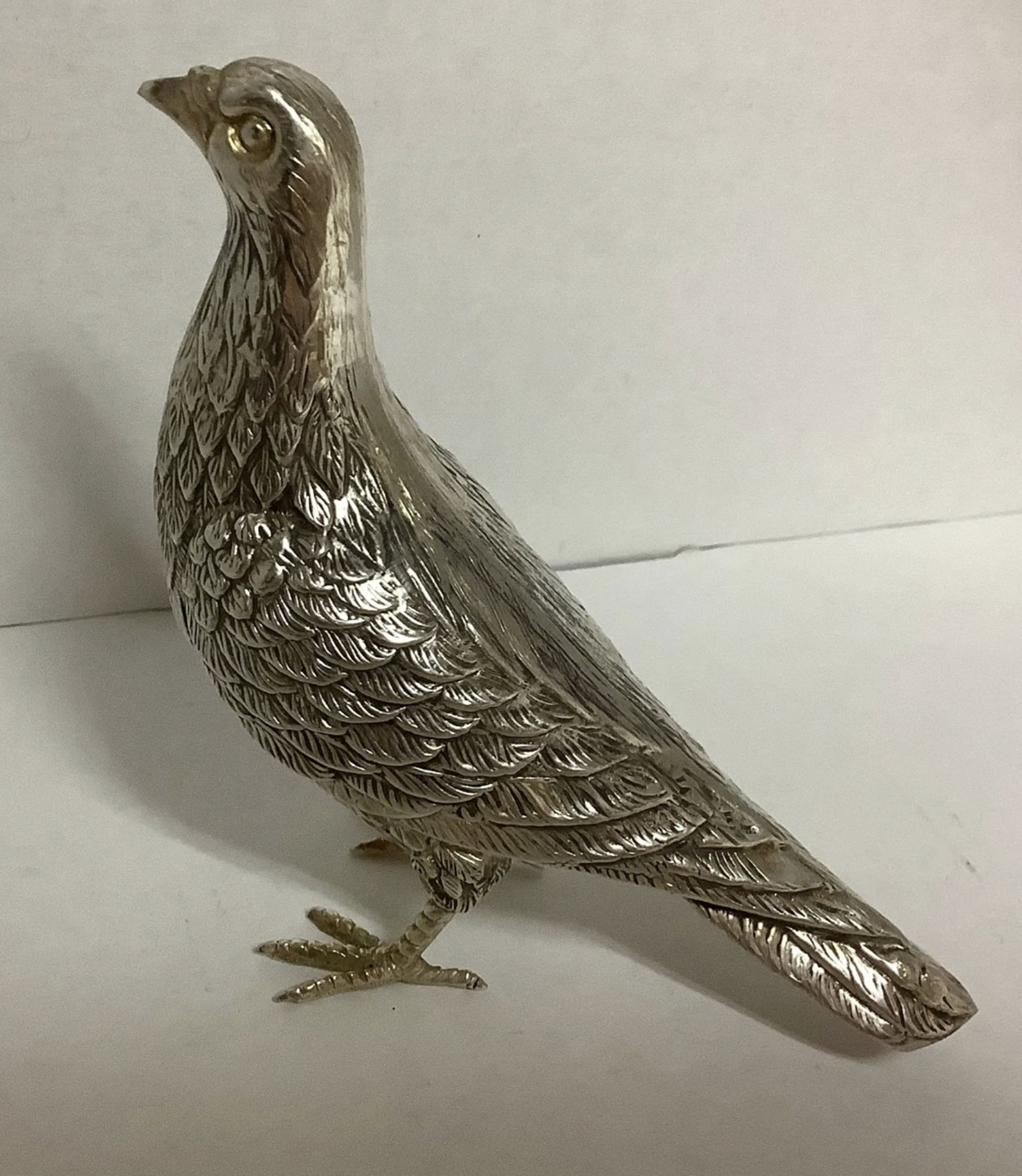 Spanish Sterling Bird Figurine Sculpture: Spanish Sterling Bird Figurine Sculpture. Measures approx 9.5 cm (length) x 8 cm (height).