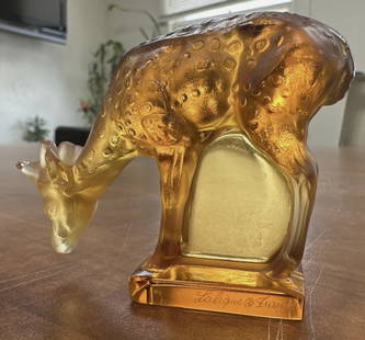 Lalique Signed Crystal Deer Figurine Statuette Made in France: Lalique Signed Crystal Deer Figurine Statuette Made in France Measures approx 3 1/8" x 1 3/8" x 3 1/8".