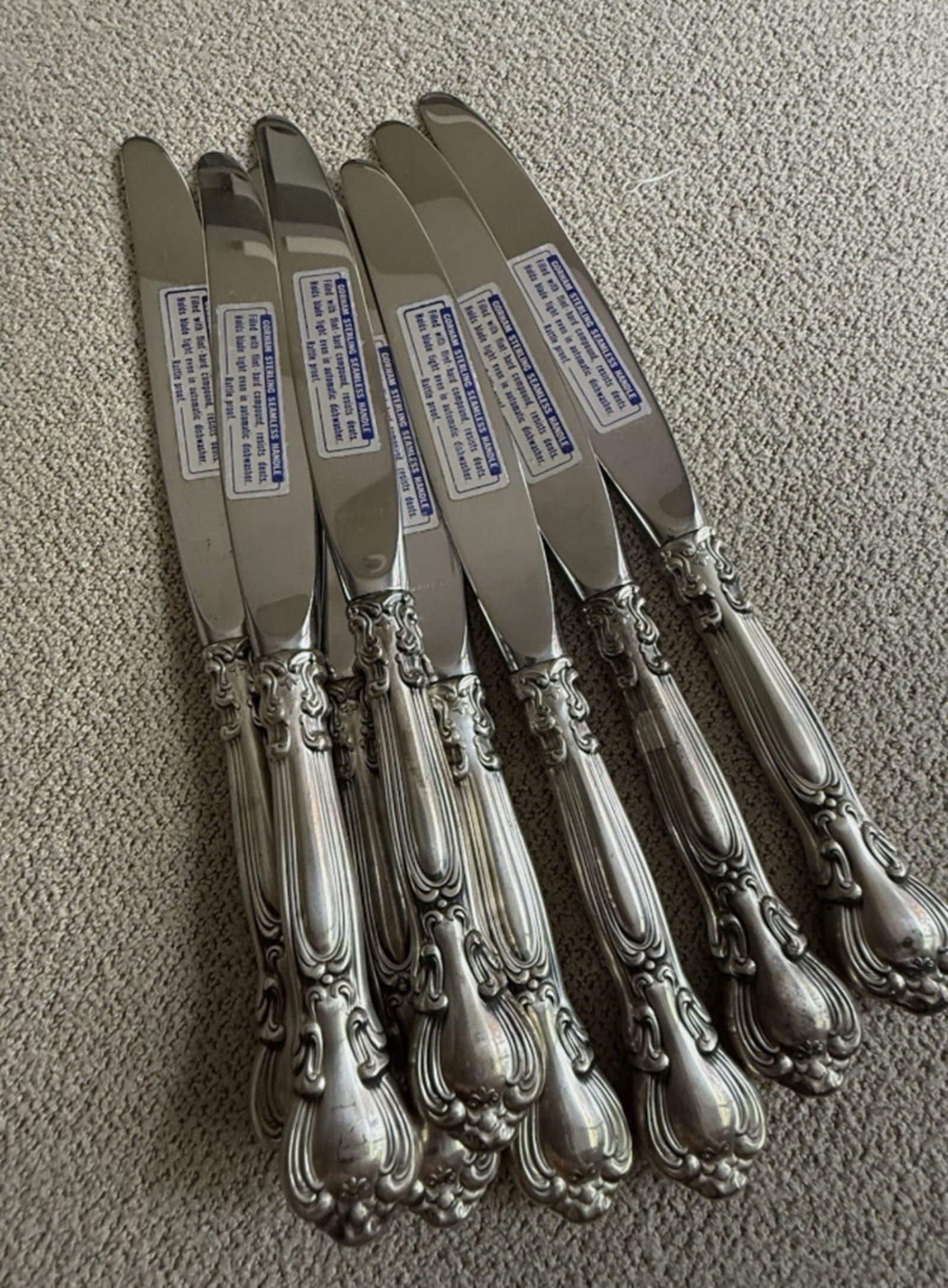 8 Gorham Chantilly Sterling Handle Dinner Knives 9 5/8?? Never Used (1 of 4)