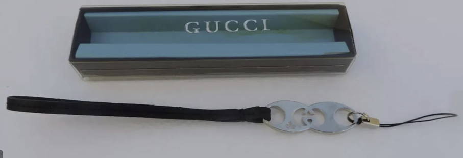 GUCCI Key chain Smart phone Strap Lanyard Leather With original box: GUCCI Key chain Smart phone Strap Lanyard Leather With original box THE CHAIN IS 8"