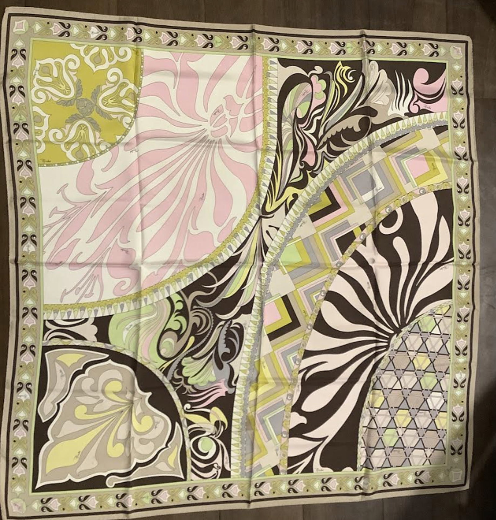 Emilio Pucci Silk Fashion Scarve Made in Italy: Emilio Pucci Silk Fashion Scarve Made in Italy. Measures approx 34 x 34 inches Great New Condtion!