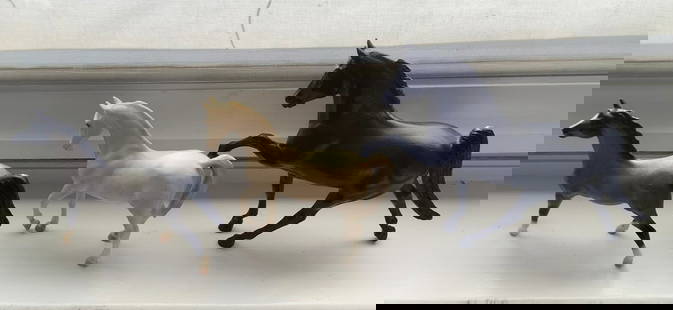 Breyer Galloping Horse Figurines Set of 3: Breyer Galloping Horse Figurines Set of 3. Measures approx Black 11.5 inches wide. 9 inches at its tallest pointWhite horse. 7 3/4 inches wide. 6.5 inches at its tallest pointGrey horse. 8.5 inches