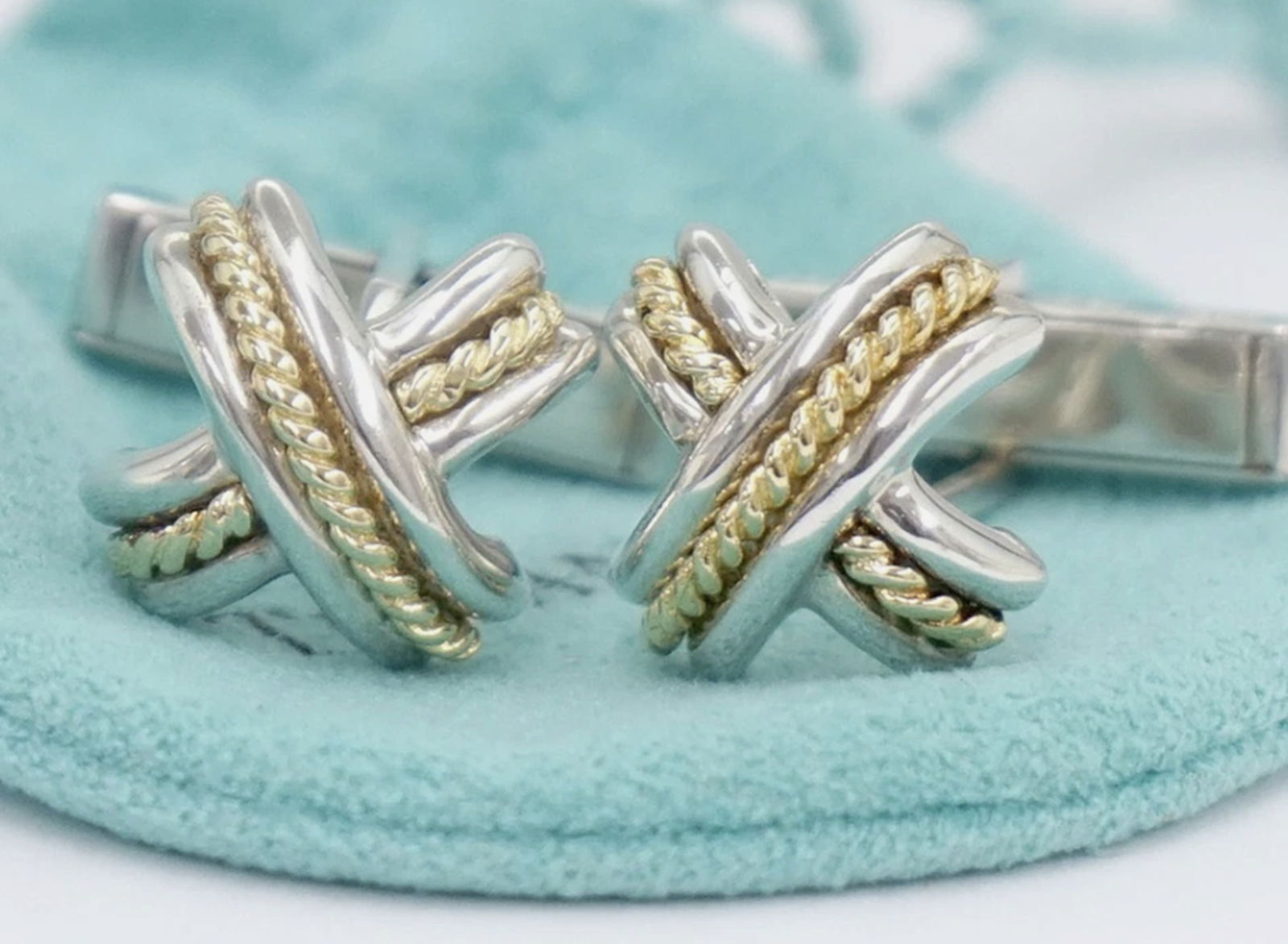 Tiffany & Co. Sterling Silver 925 and 18K Gold Cufflinks with Orig Box (1 of 5)