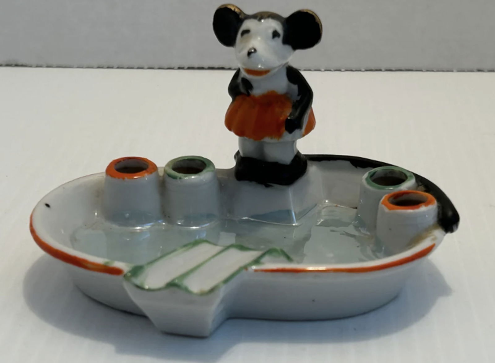 WALT DISNEY EARLY MICKEY MOUSE BISQUE Porcealin ash dish Tray Bowl 1930 (1 of 5)