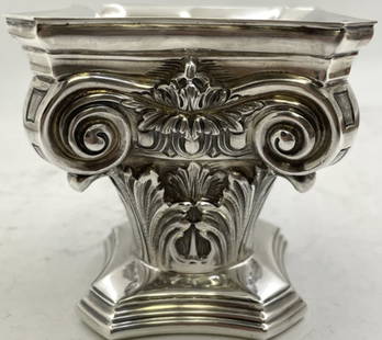 Mario Buccellati Sterling Silver Corinthian Column-Shaped Ashtray: Mario Buccellati Sterling Silver Corinthian Column-Shaped Ashtray. Finely executed, it measures 3 1/2'' in height by 3 1/2'' in depth (4 1/2'' diagonally at the top), weighs 10.4 troy ounces, and bear