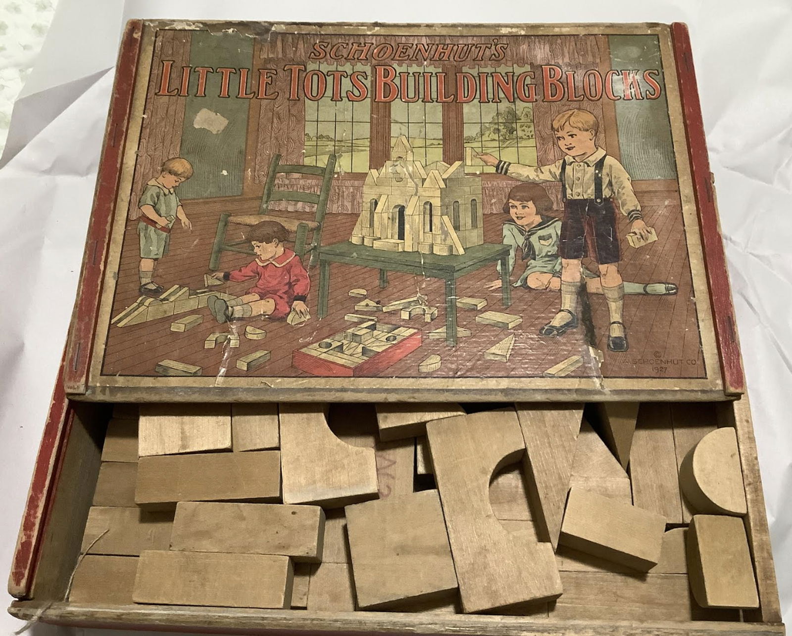 SCHOENHUT'S LITTLE TOTS BUILDING BLOCKS Set in Wooden Box 1927 (1 of 6)
