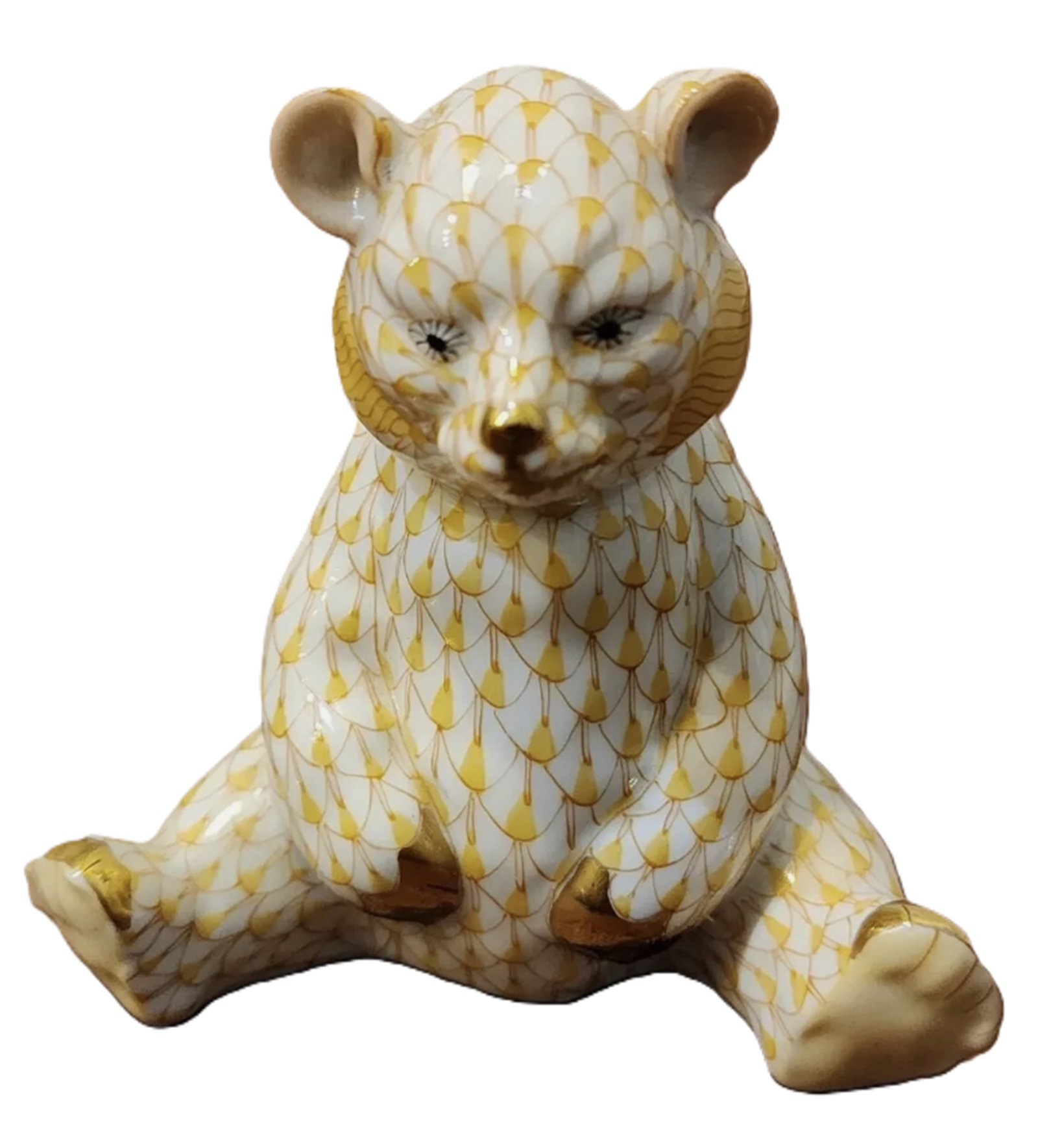 Herend Signed Porcelain Yellow Fishnet Bear With 24k Accents. Made in Hungary: Herend Signed Yellow Fishnet Bear With 24k Accents. Made in Hungary Measures approx 3.5”x2”x 3.5” no chips or cracks
