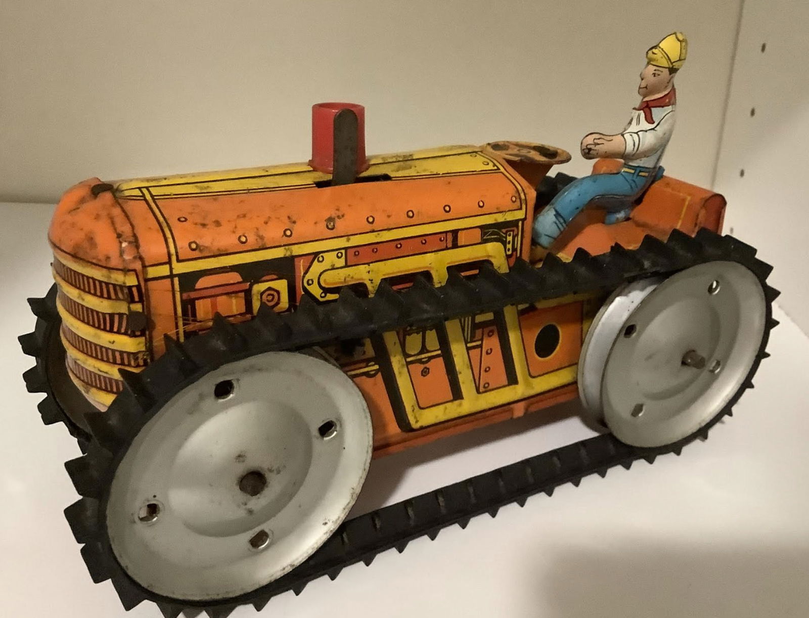 Louis Marx Tin Litho Windup Tractor With Driver and Key (1 of 7)