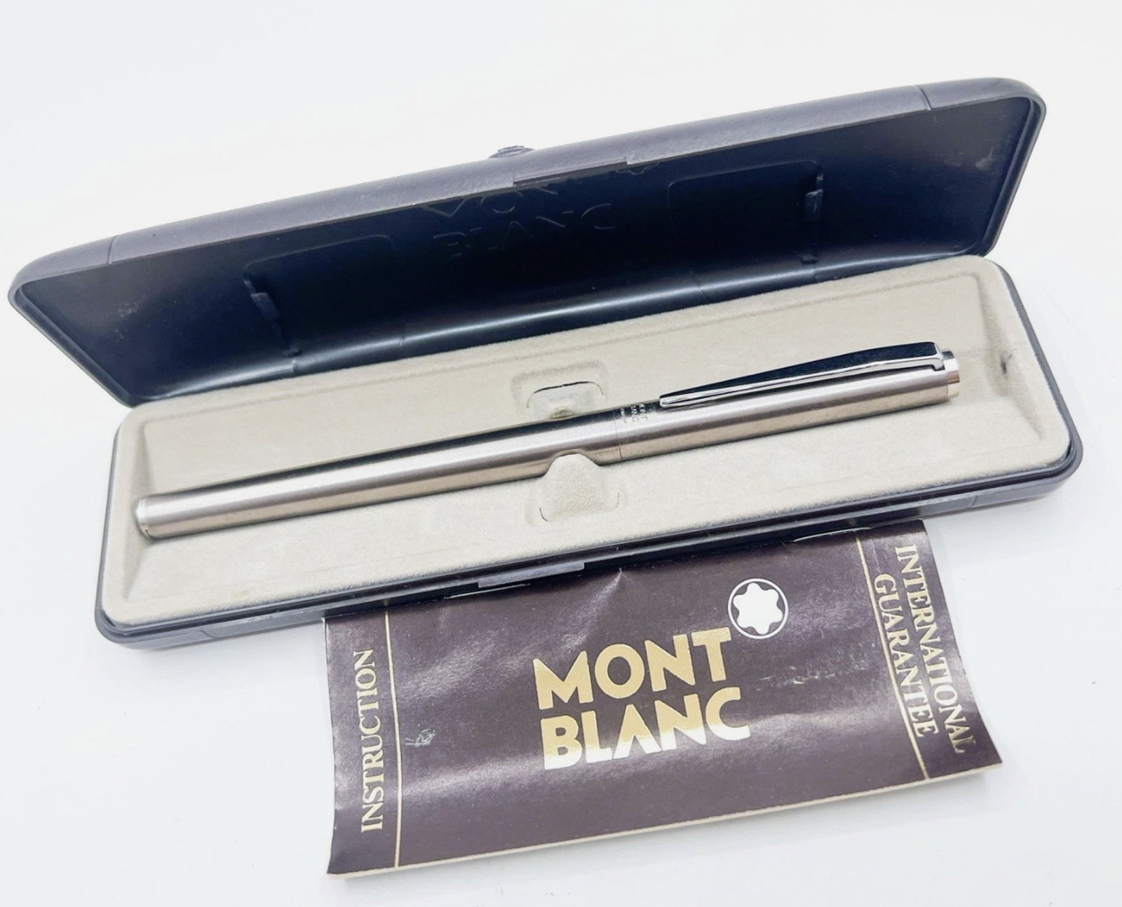 MONTBLANC Noblesse Steel Fountain Pen With Orig Box: MONTBLANC Noblesse Steel Fountain Pen With Orig Box