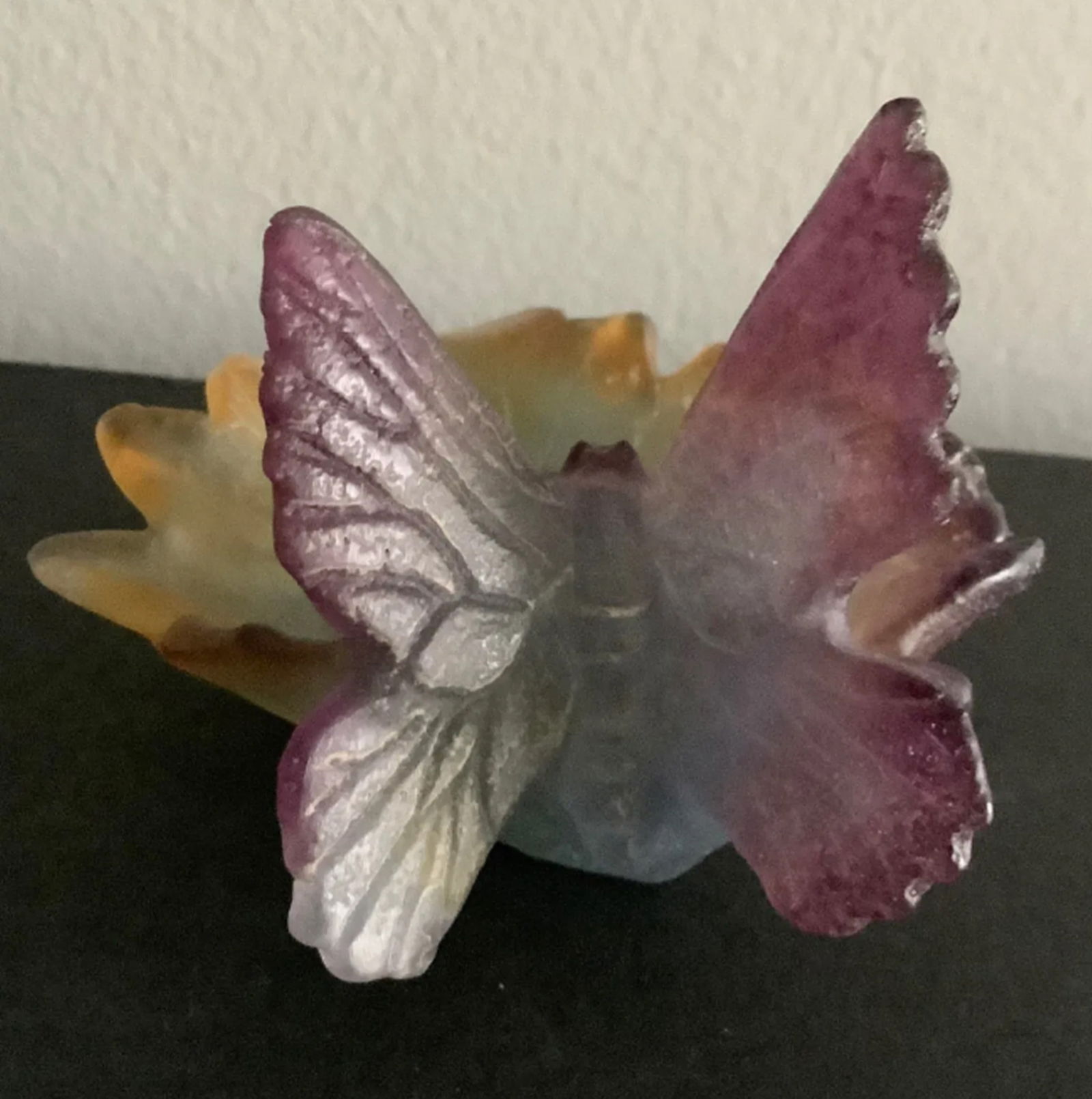 DAUM PATE DE VERRE SIGNED BUTTERFLY DISH FIGURINE TRAY WITH BOX . Made in France (1 of 6)