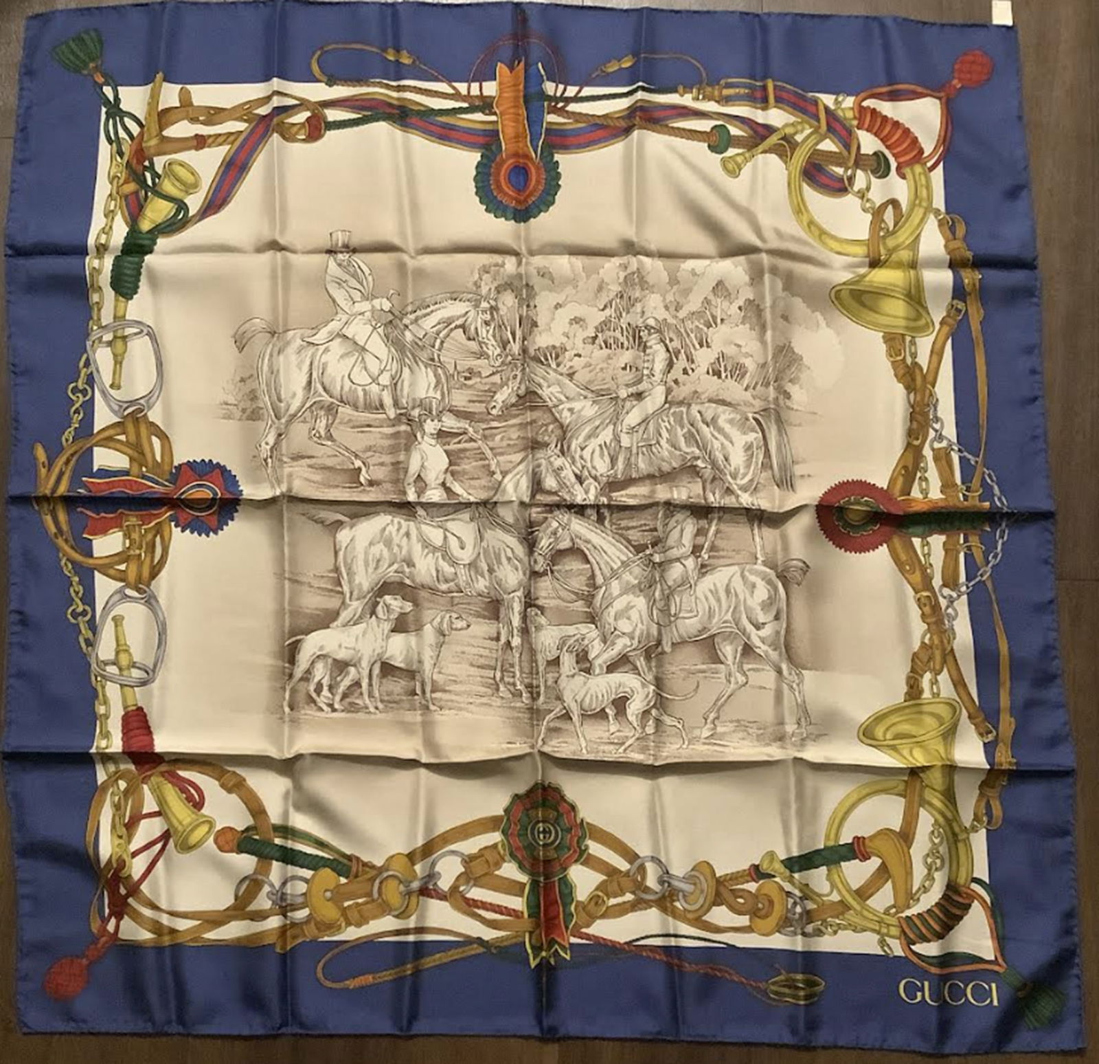 Gucci Silk Scarf Made in Italy: Gucci Silk Scarf Made in Italy. Measures approx 34 x 34.5 Never Worn New Conditon no stains or damage.