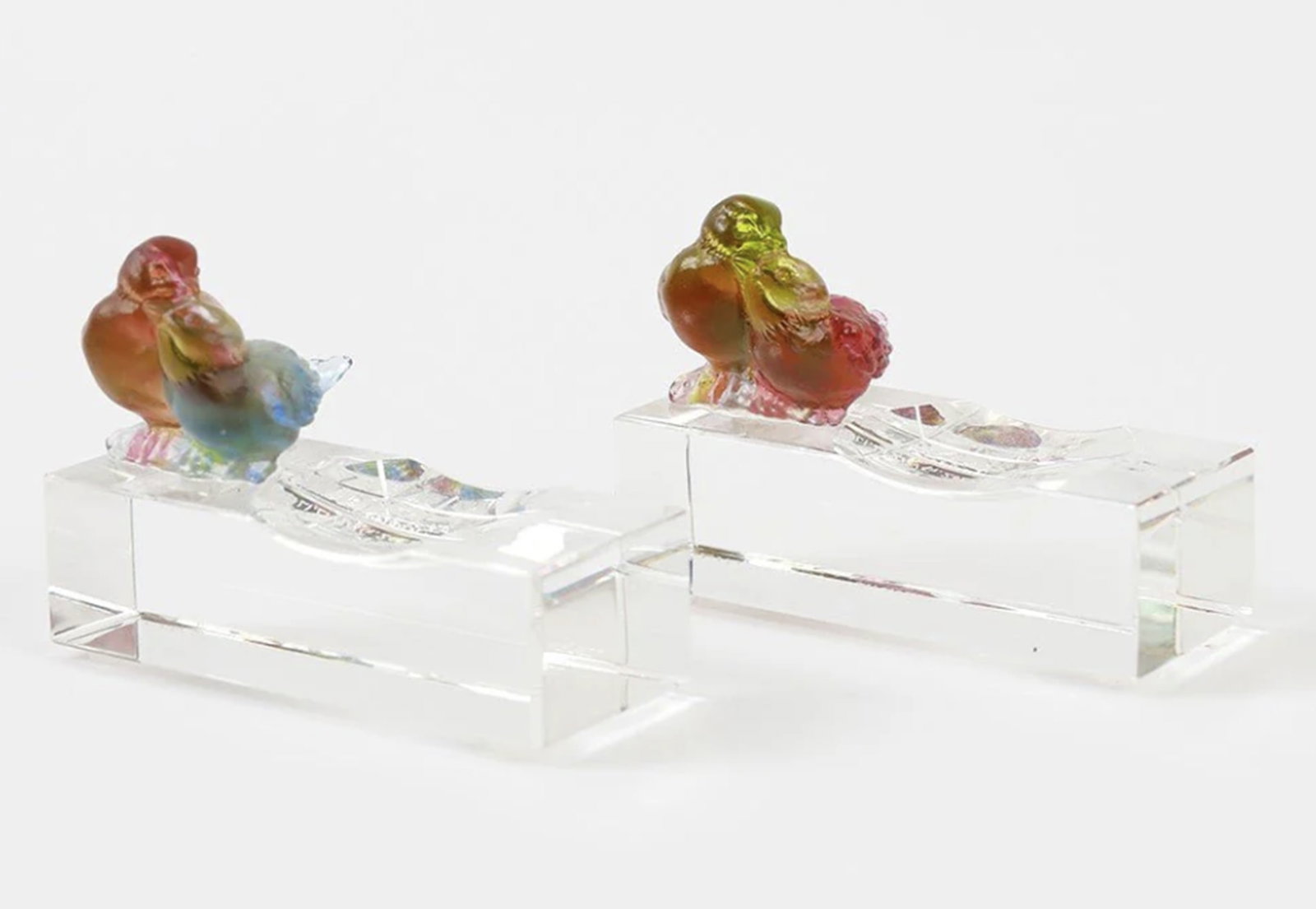 LIULI Signed Crystal Murmurings of Secrets Set of 2- Chopsticks Stand With Orig Box: LIULI Signed Crystal Murmurings of Secrets Set of 2- Chopsticks Stand With Orig Box Measures approx 1.80L x 0.80D x 2.40H inches (each) Technique: Pate de Verre