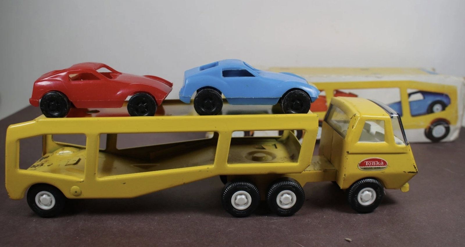 Tiny Tonka Car Carrier With Vehicles #635 With Box: Tiny Tonka Car Carrier With Vehicles #635 With Box