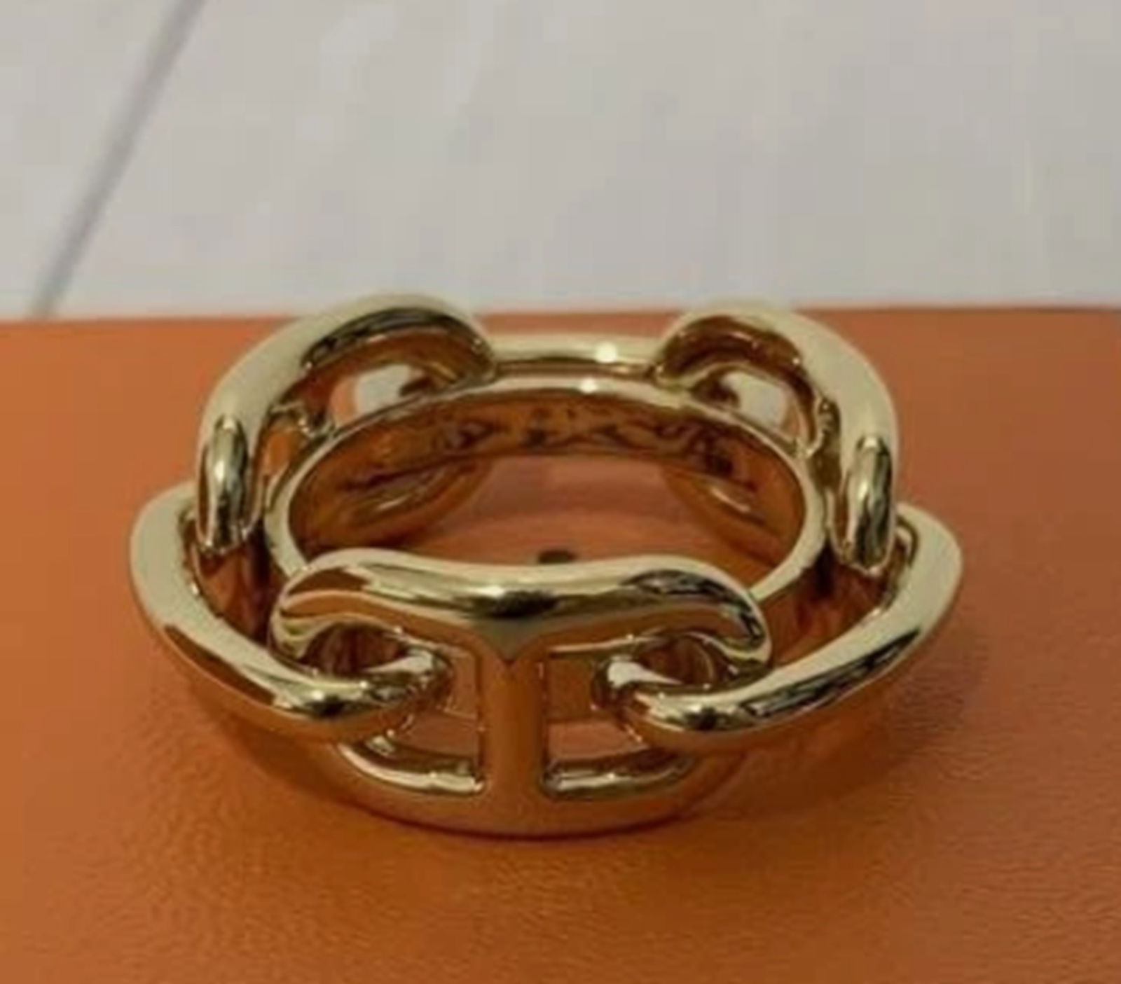 HERMES Scarf Ring Bijouterie Fantaisie Gold Tone Scarf Ring (1 of 5)