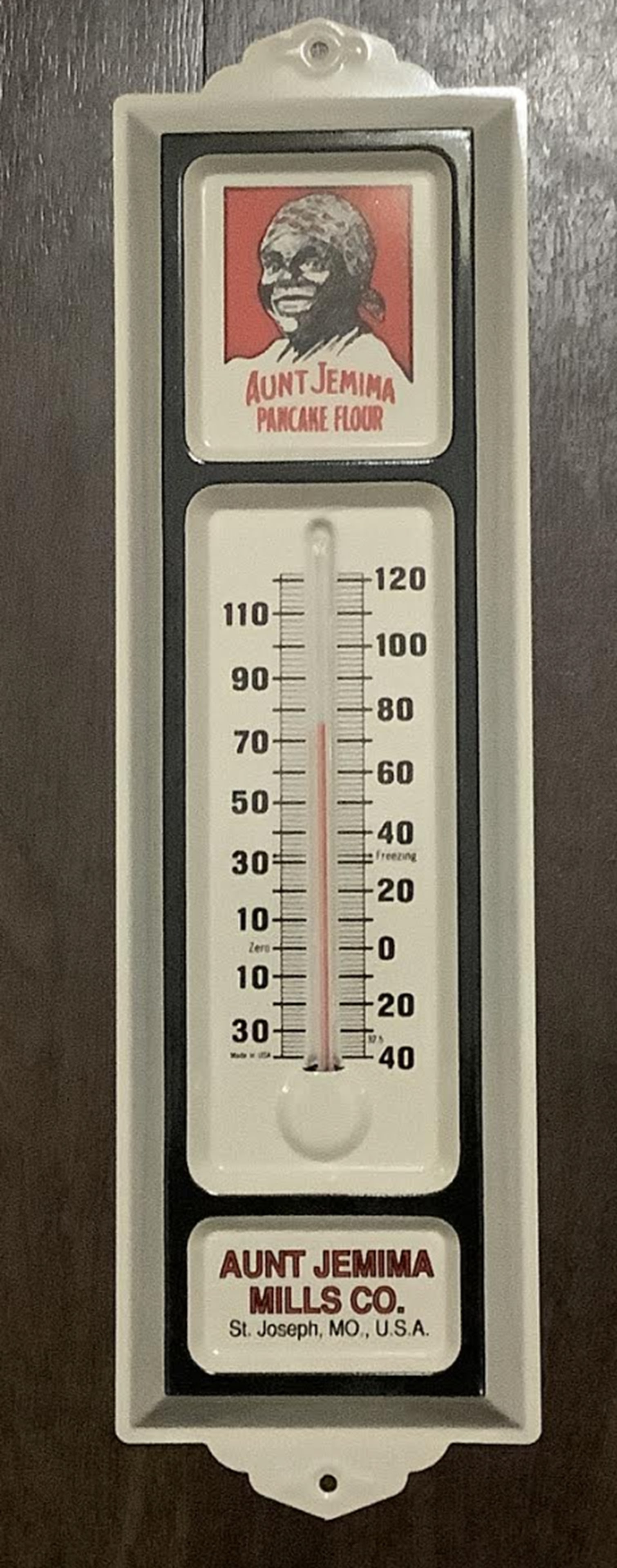 Black Americana Aunt Jemima Pancake Flour Thermometer: Black Americana Aunt Jemima Pancake Flour Thermometer . Measures approx 11.5 inches long3.5 inches Wide