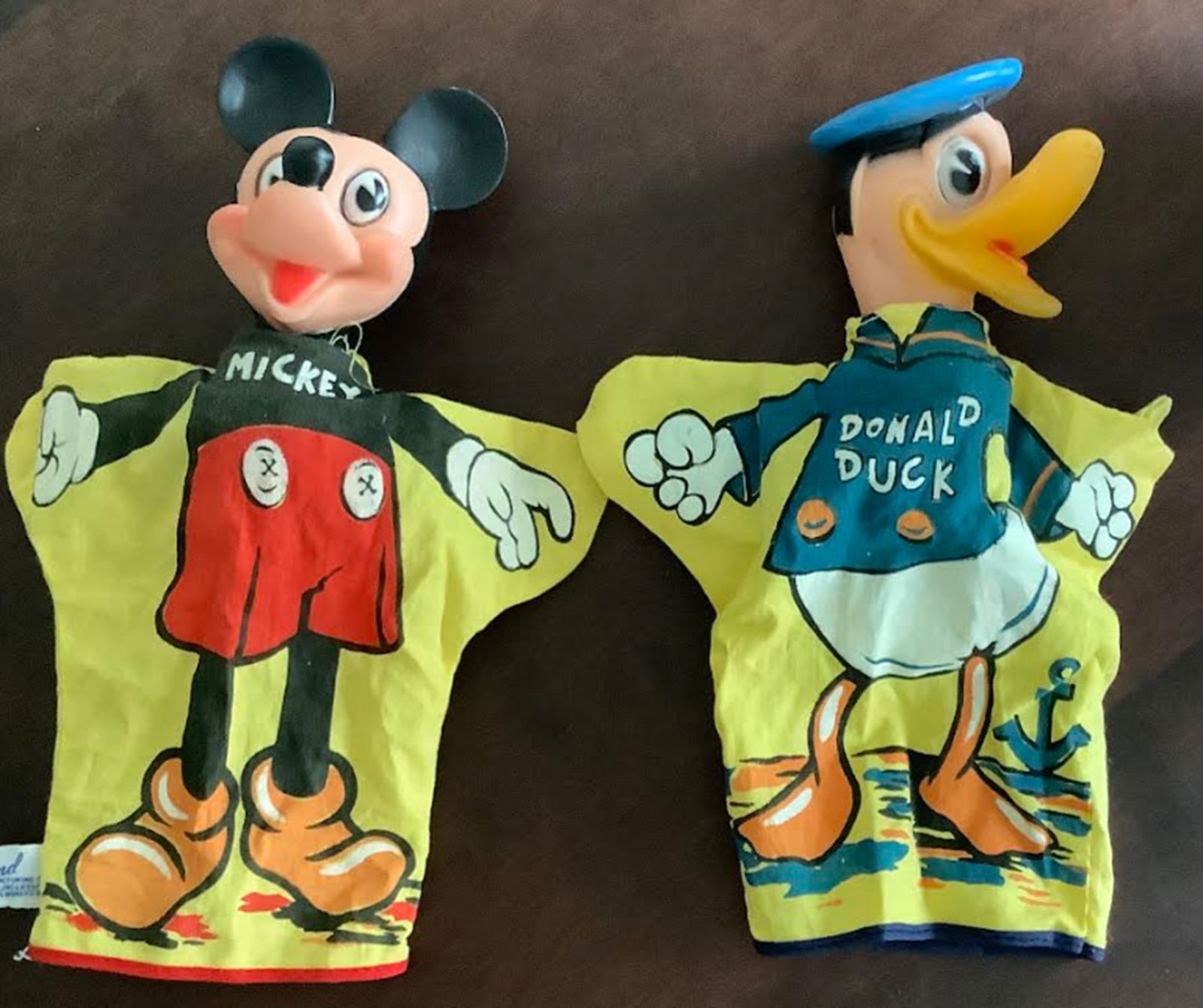 Walt Disney "Mickey Mouse and Donald Duck Gund Mfg. Co. Hand Puppet 1950 (1 of 9)