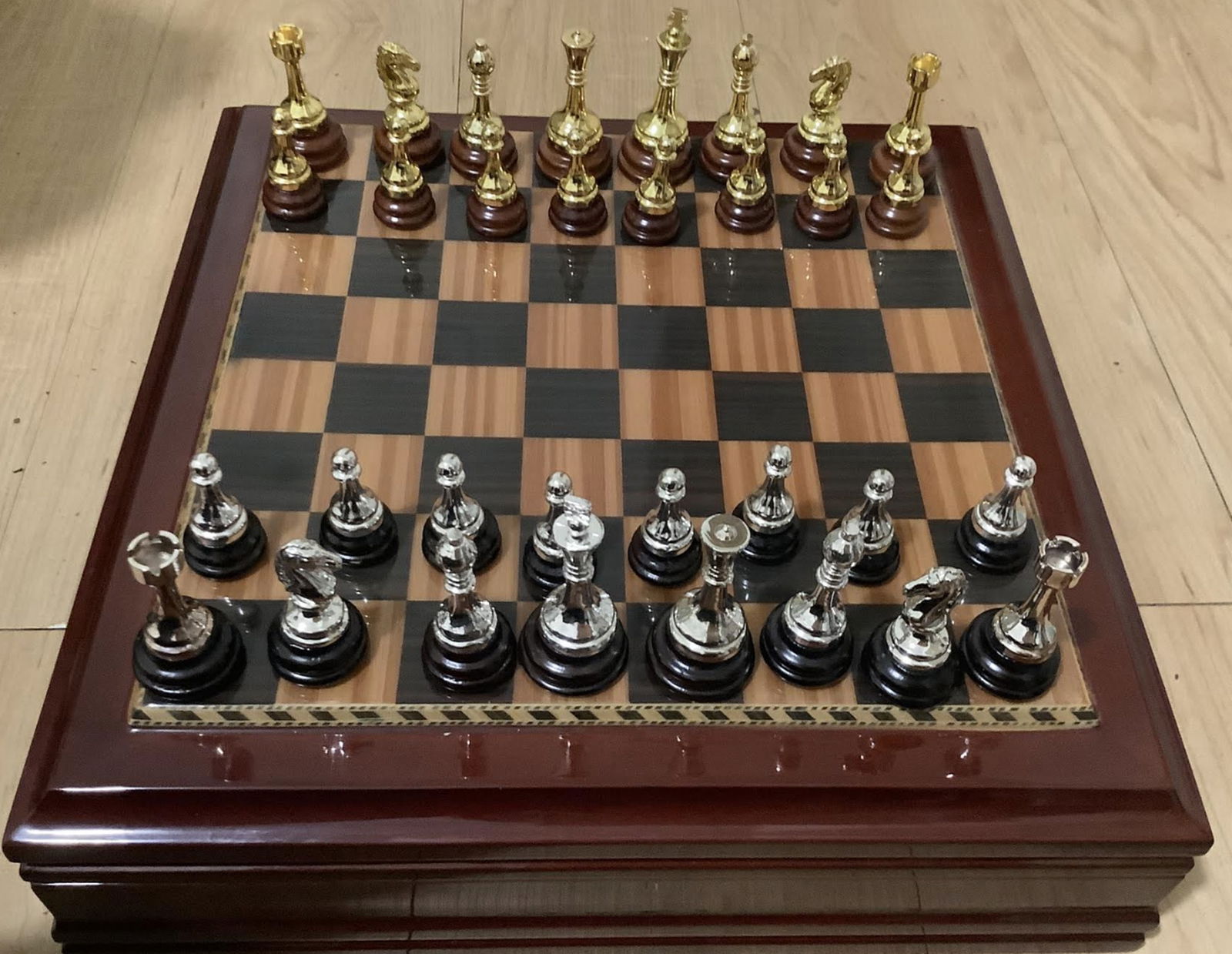 Complete Chess Set With Storage Case (1 of 6)