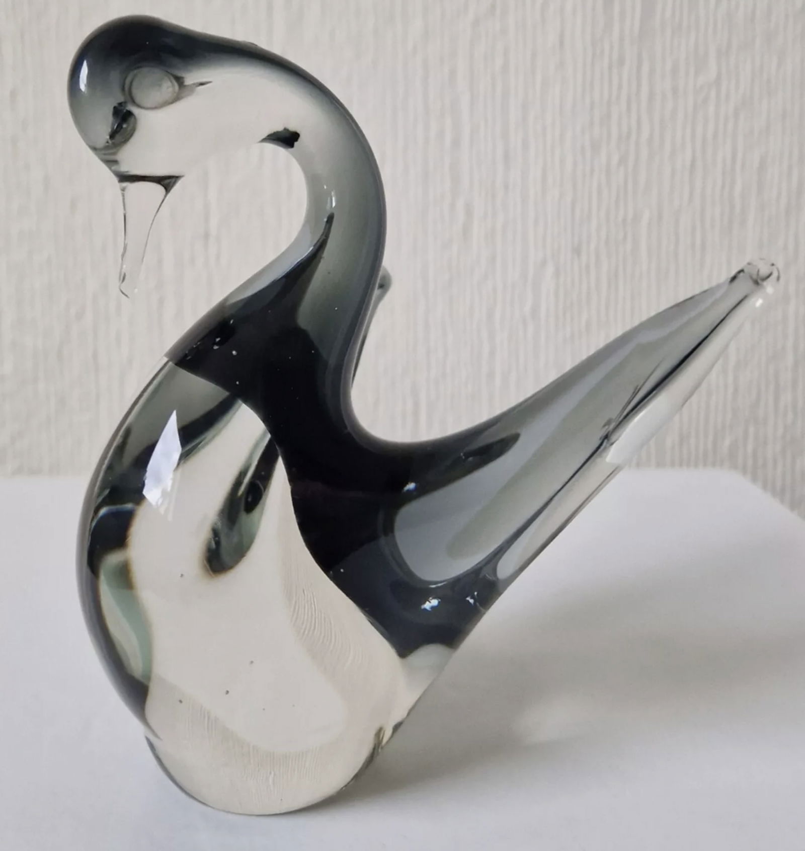 Franco Bottaro Murano Signed Smoke Glass Duck Art Glass Sculpture: Franco Bottaro Murano Signed Smoke Glass Duck Art Glass Sculpture. Measures approx 11.3cm x 9cm x 9cm.