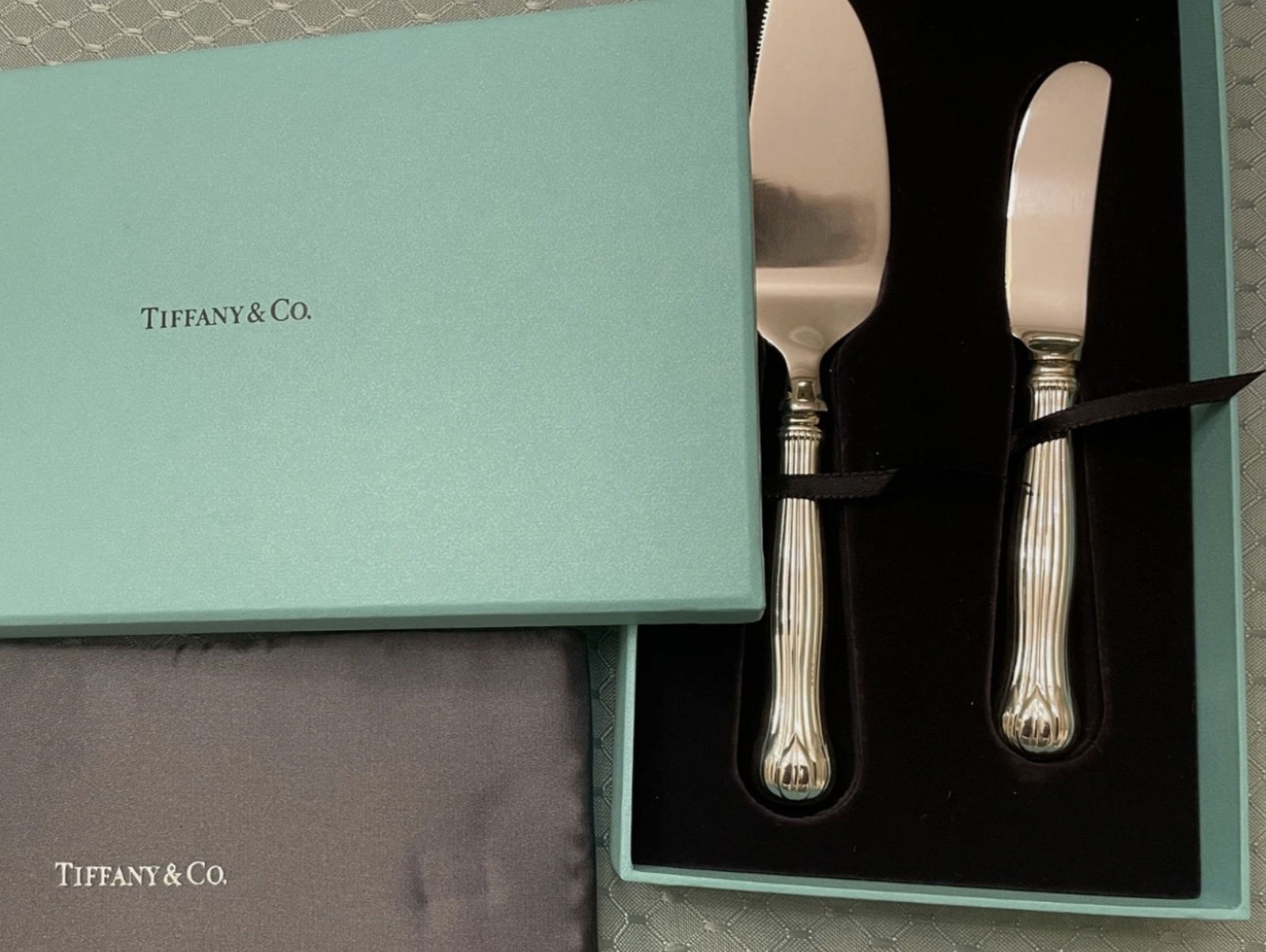 Tiffany & Co. Sterling Silver LOTUS Cheese Serving Set Wiht Box: Tiffany & Co. Sterling Silver LOTUS Cheese Serving Set Wiht Box