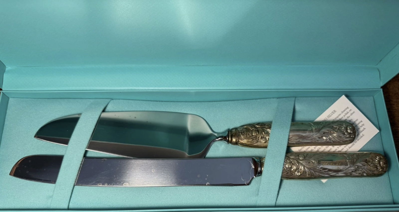 Tiffany & Co Sterling Silver Chrysanthemum Flatware Wedding Cake Set With Box: Tiffany & Co Sterling Silver Chrysanthemum Flatware Wedding Cake Set With Box. The knife has a number inscribed 11.1.21 on its the handle. Great condition