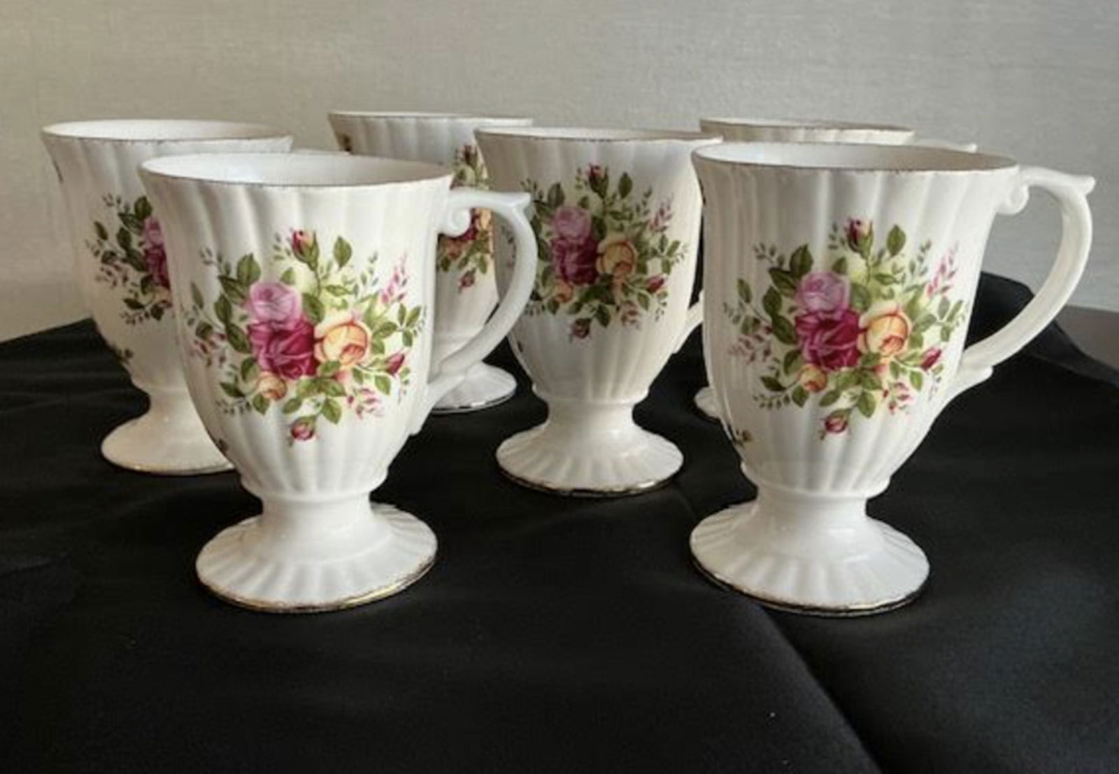 Royal Albert Porcelain With Gold Trim Set of 6 large Tall Mugs: Royal Albert Porcelain With Gold Trim Set of 6 large Tall Mugs Measures apporx 5.25 inches tall openingwidth 3 3/4 inches