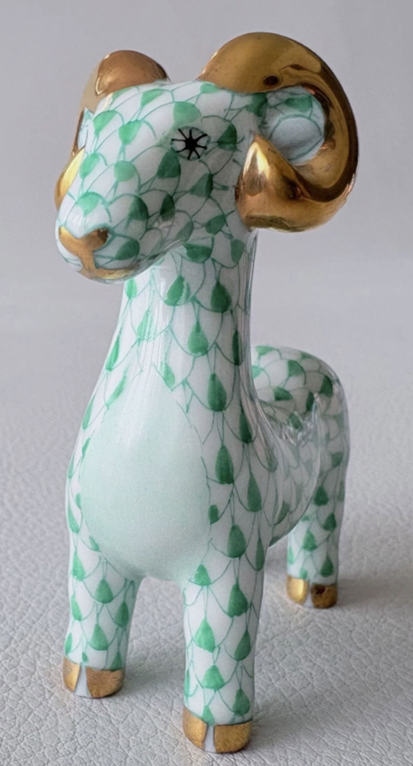 Herend Signed Porcelain Green Fishnet Sheep Figurine With 24k Gold Accents Made in Hungary (1 of 2)