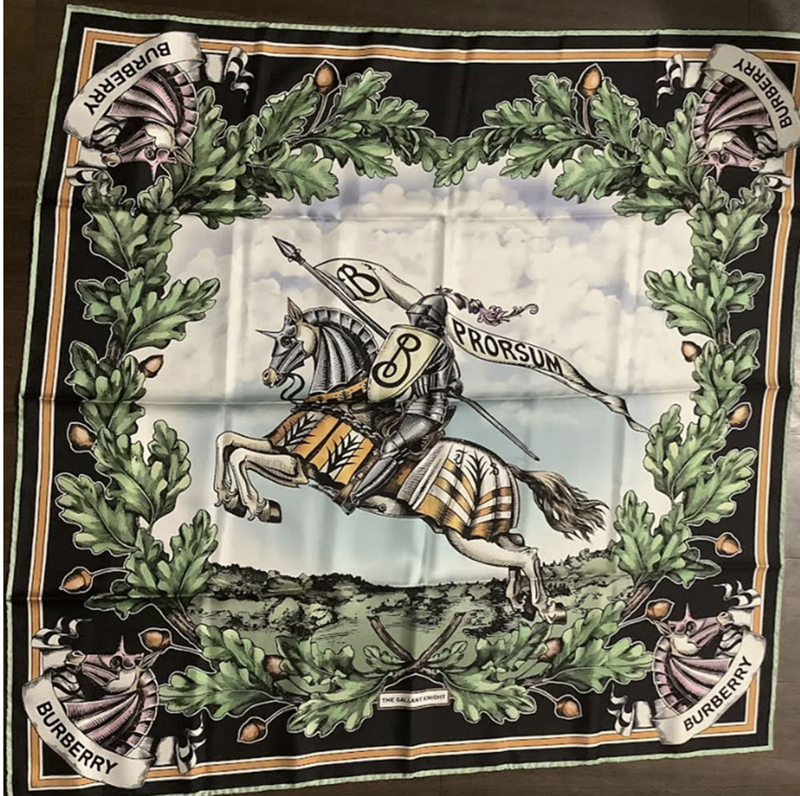 Burberry Silk Scarf Made italy (1 of 6)