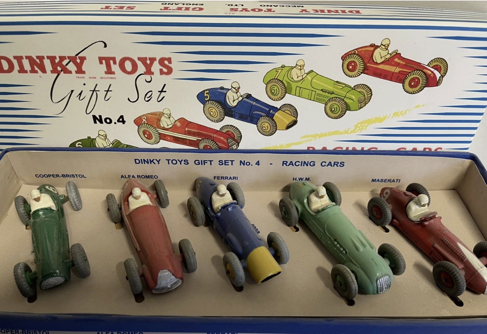 Dinky Gift Set #4 Racing Cars With Repro Box (1 of 5)