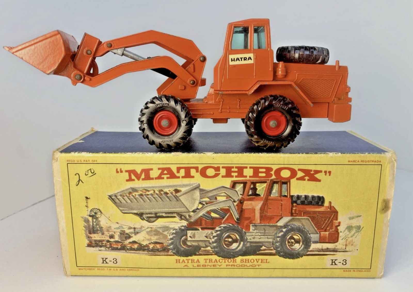 Matchbox Lesney King Size King Size K-3 Hatra Tractor Shovel With Orig Box Made in England (1 of 8)