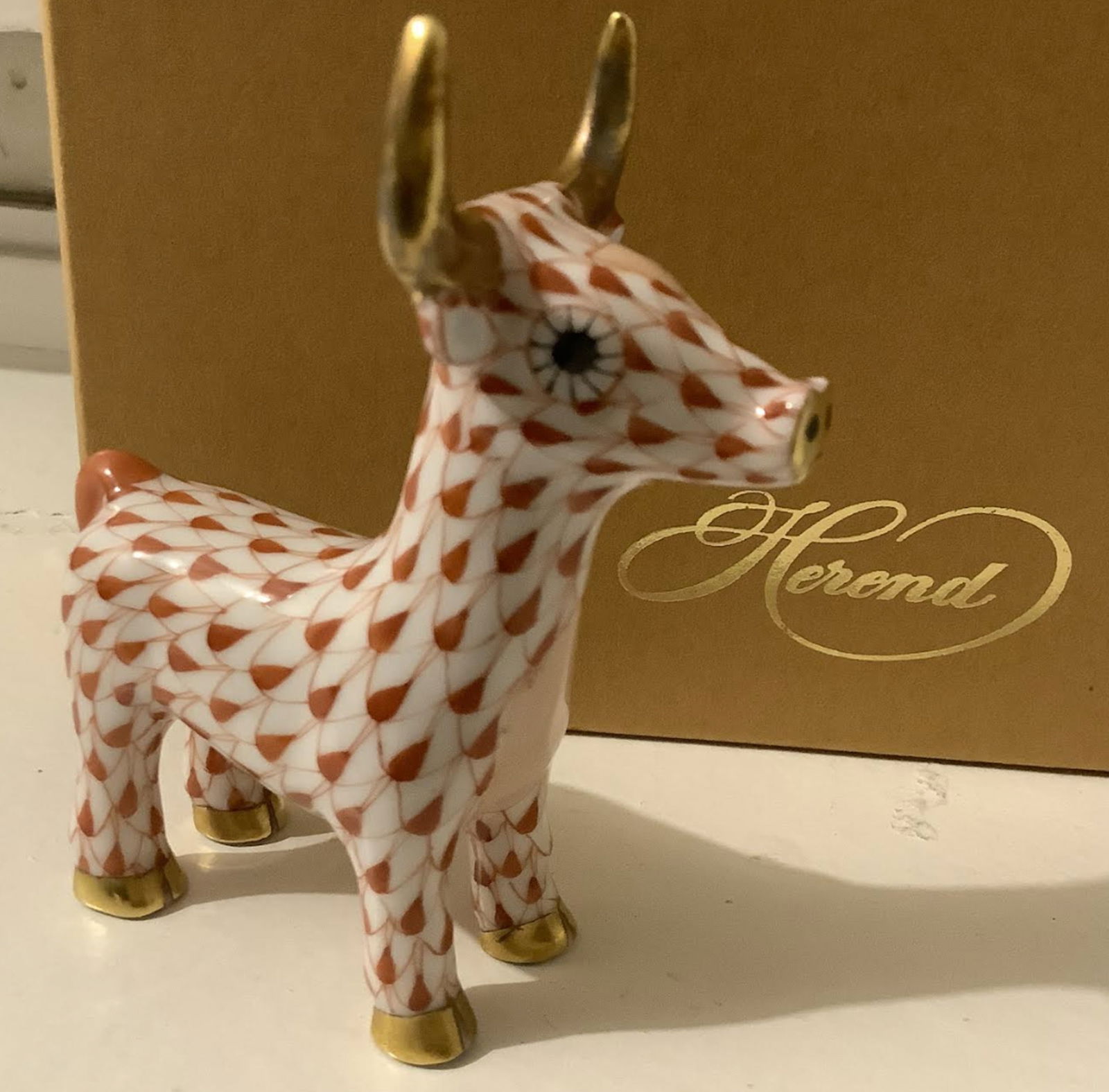 Herend Signed Porcelain Rust Fishnet Calf With Orig Box (1 of 5)