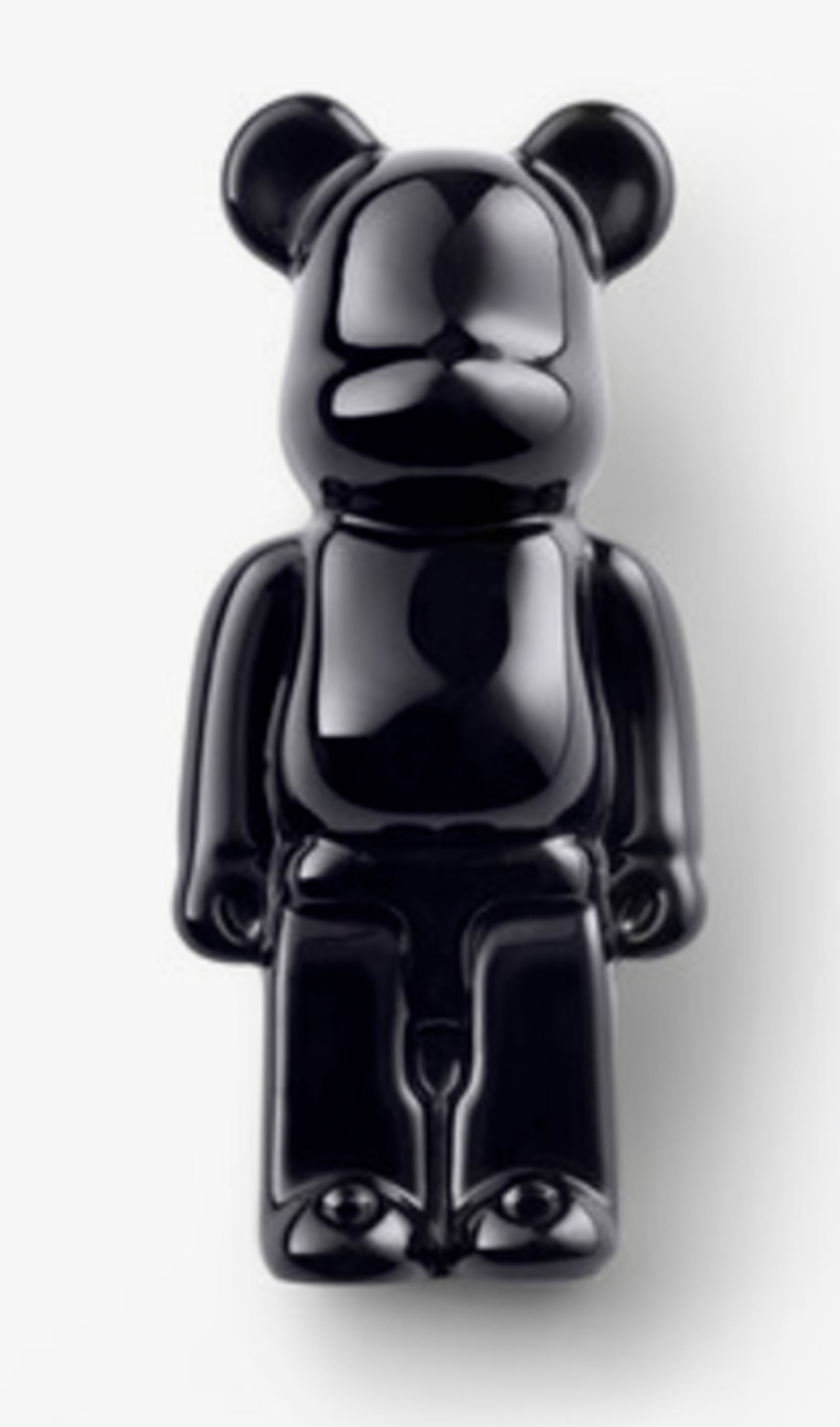 Baccarat Signed Crystal Bear Pin Brooch Made in France: Baccarat Signed Crystal Bear Pin Brooch Made in France. Measures approx No Chips or Cracks Made in France