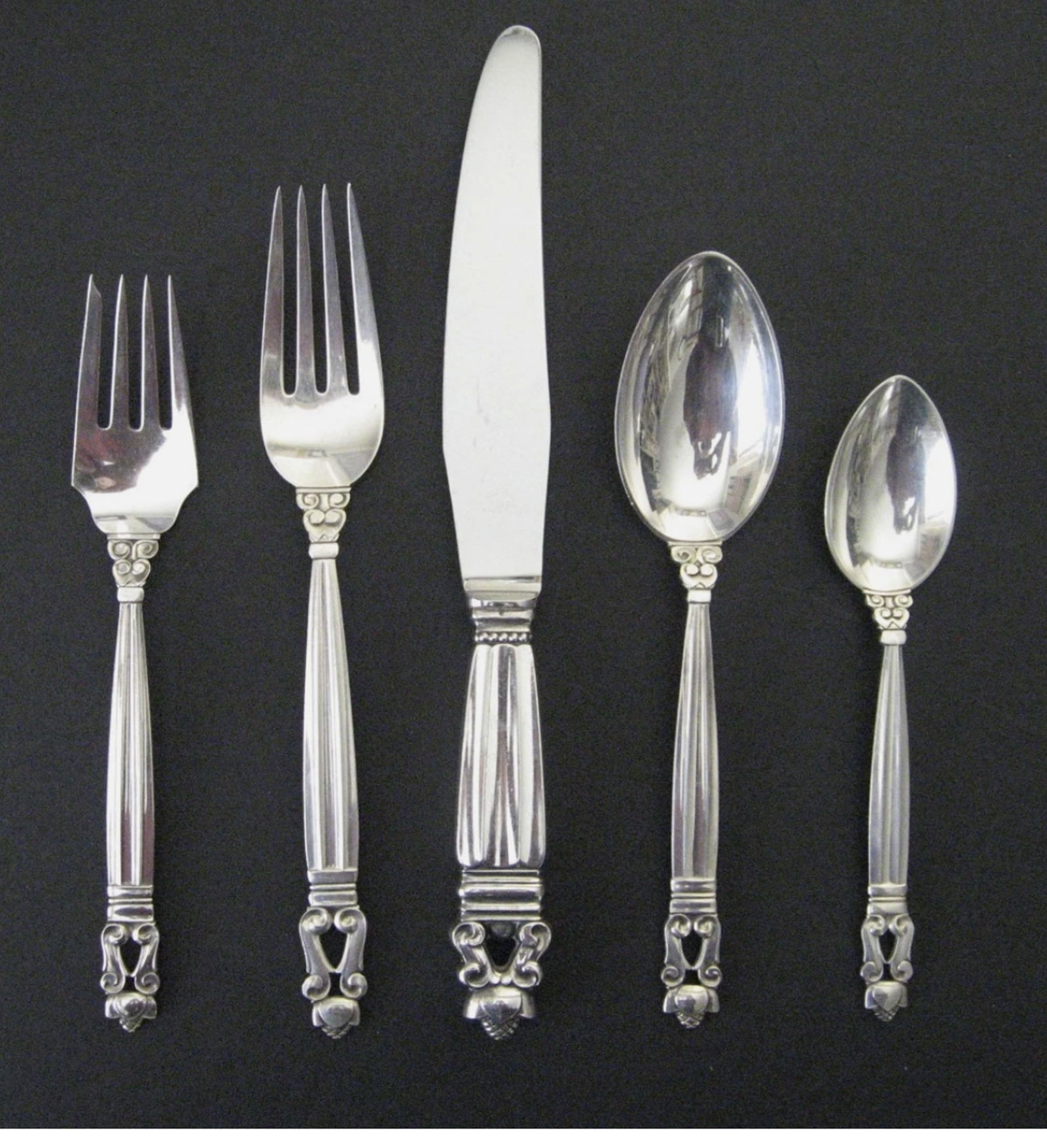 Georg Jensen Sterling Silver ACORN Flatware Service Set for 6. (1 of 9)