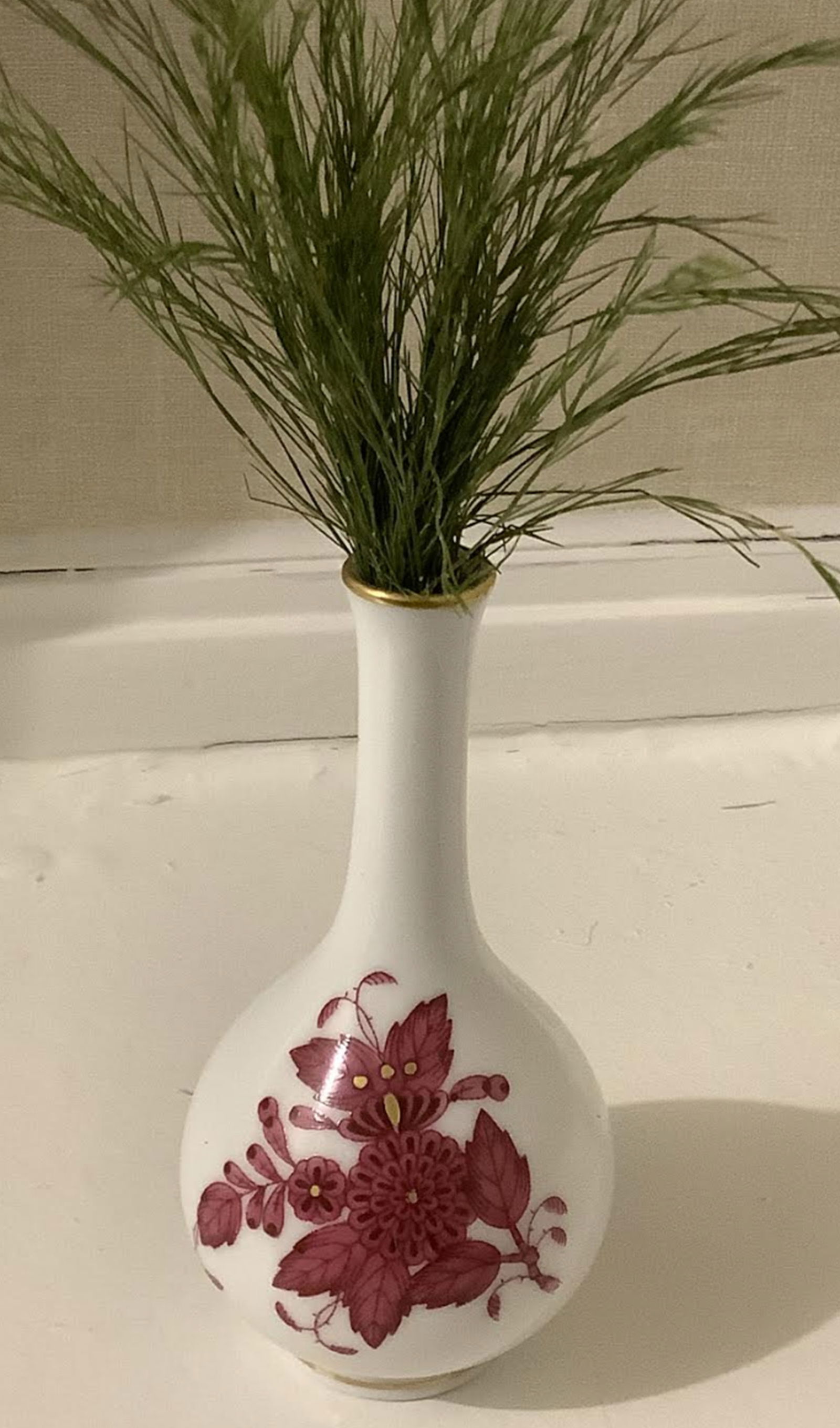 HEREND SIGNED PORCELAIN BUD VASE MADE IN HUNGARY (1 of 5)