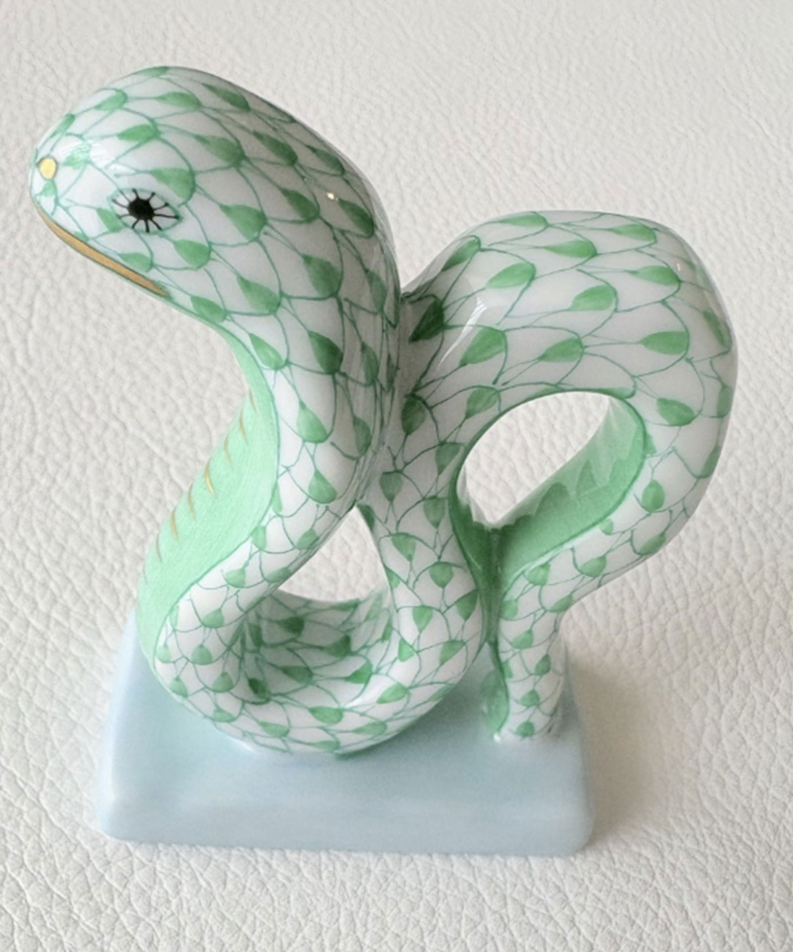 Herend Signed Porcelain Green Fishnet Snake Figurine With 24kt Gold Accents Made in Hungary (1 of 5)