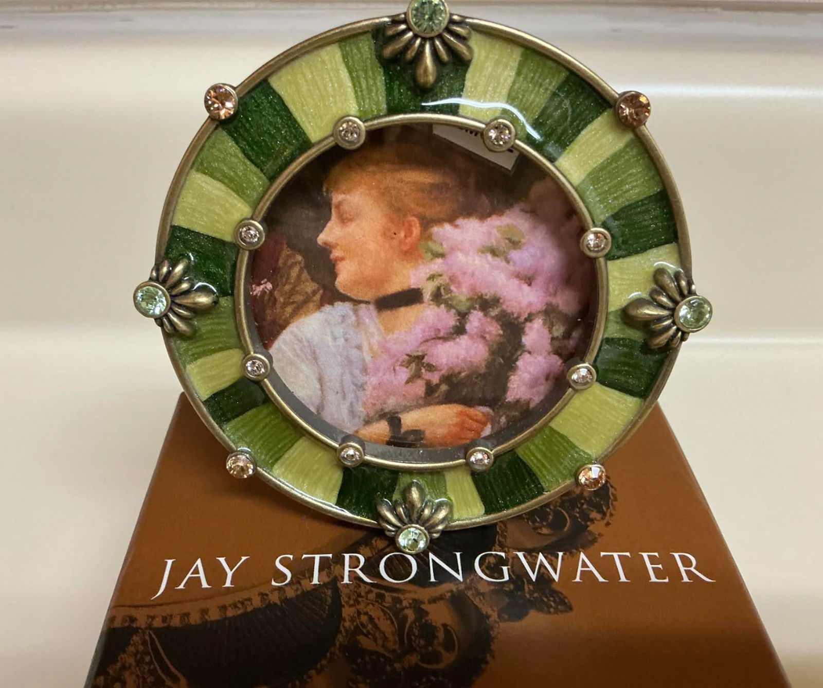 Jay Strongwater Enamel Picture Frame In Original Box: Jay Strongwater Enamel Picture Frame In Original Box. Measures approx 3.5 inches Great Condition