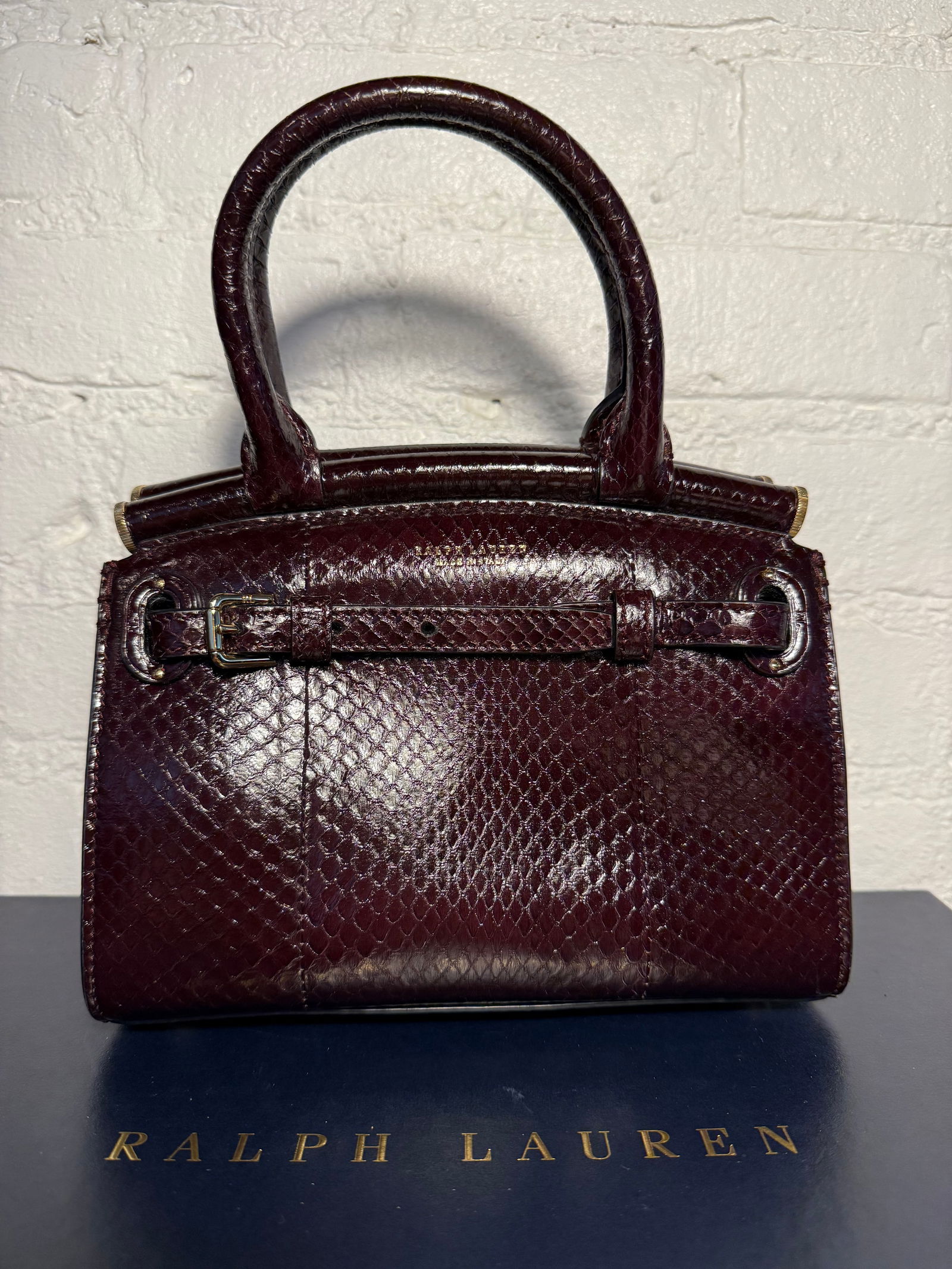 Collection Ralph Lauren Mini RL 50 Handbag: Collection Ralph Lauren Mini RL 50 Handbag Lightly used with torn inside pocket, otherwise great quality. Has removable crossbody strap. No keybell with this style Burgundy Lizard Measures approx.SMAL