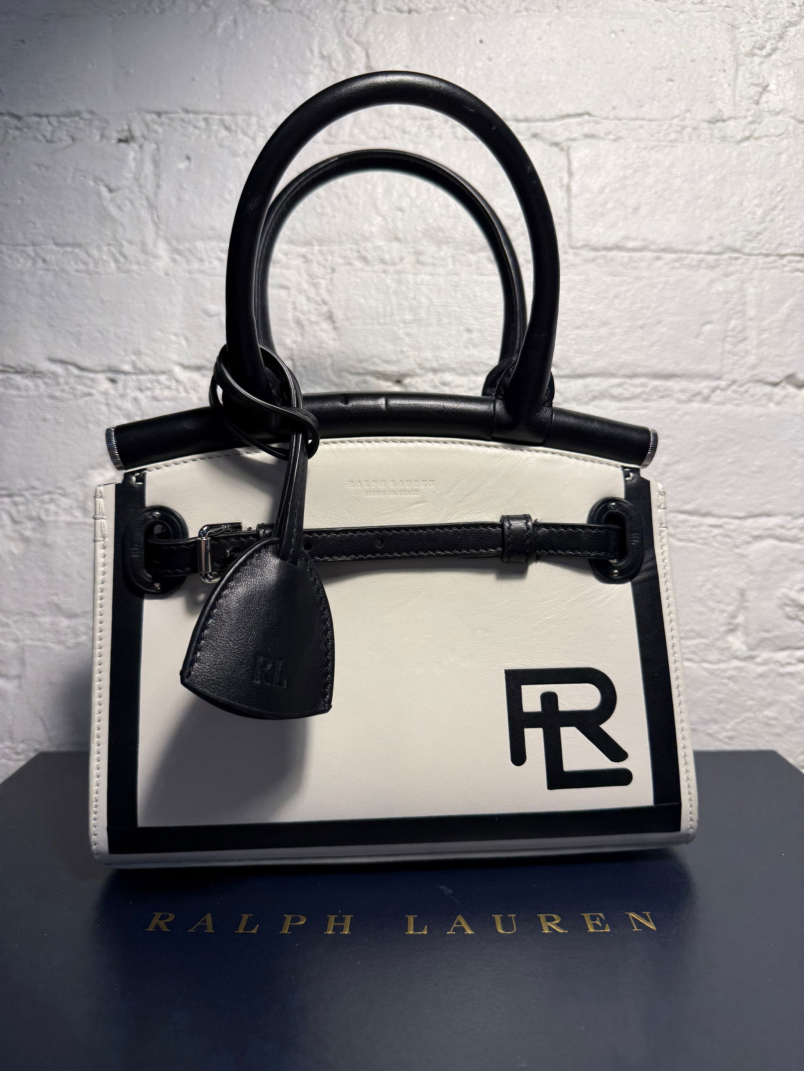 Collection Ralph Lauren Mini RL 50 Handbag: Collection Ralph Lauren Mini RL 50 Handbag Lightly used in great condition, minor leather scratches from general use, barely noticeable. Includes keybell, no crossbody strap with this version. Has bol