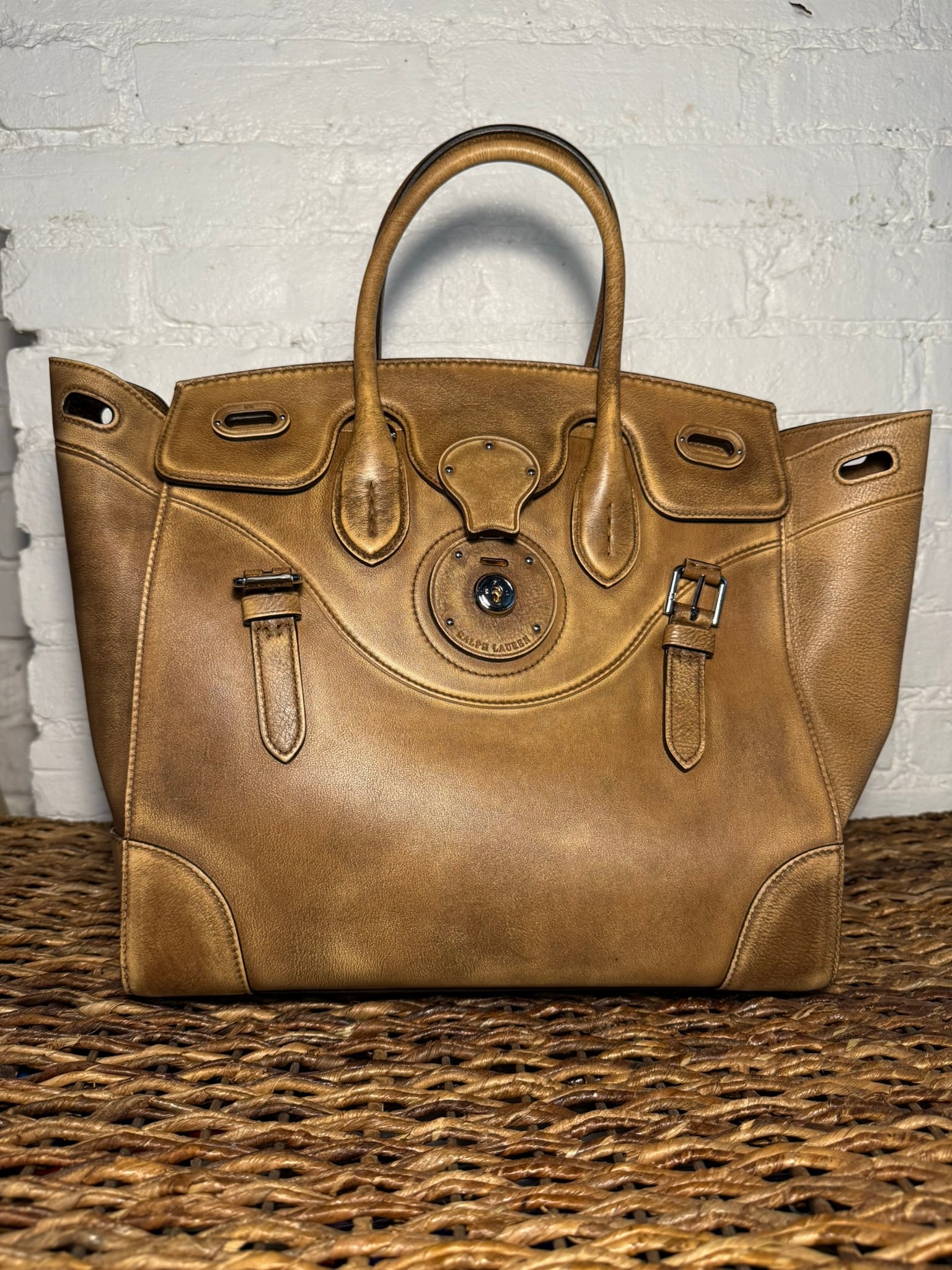 Ralph Lauren Collection Ricky 33 Handbag: Ralph Lauren Collection Ricky 33 Handbag Distressed tan leather. Brand new/never used in pristine condition. Removable crossbody strap & key bell with optional lock closure. Measures approx.12"x12"6"