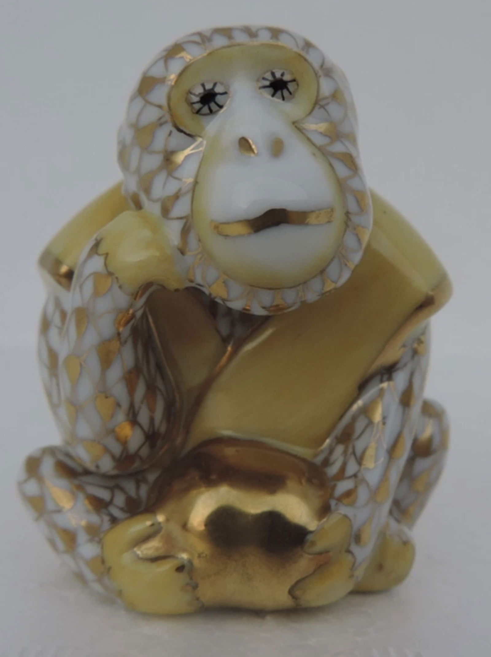 Herend Signed Porcelain Butteerscotch Fishnet Monkey With 24kt Gold Accents (1 of 6)